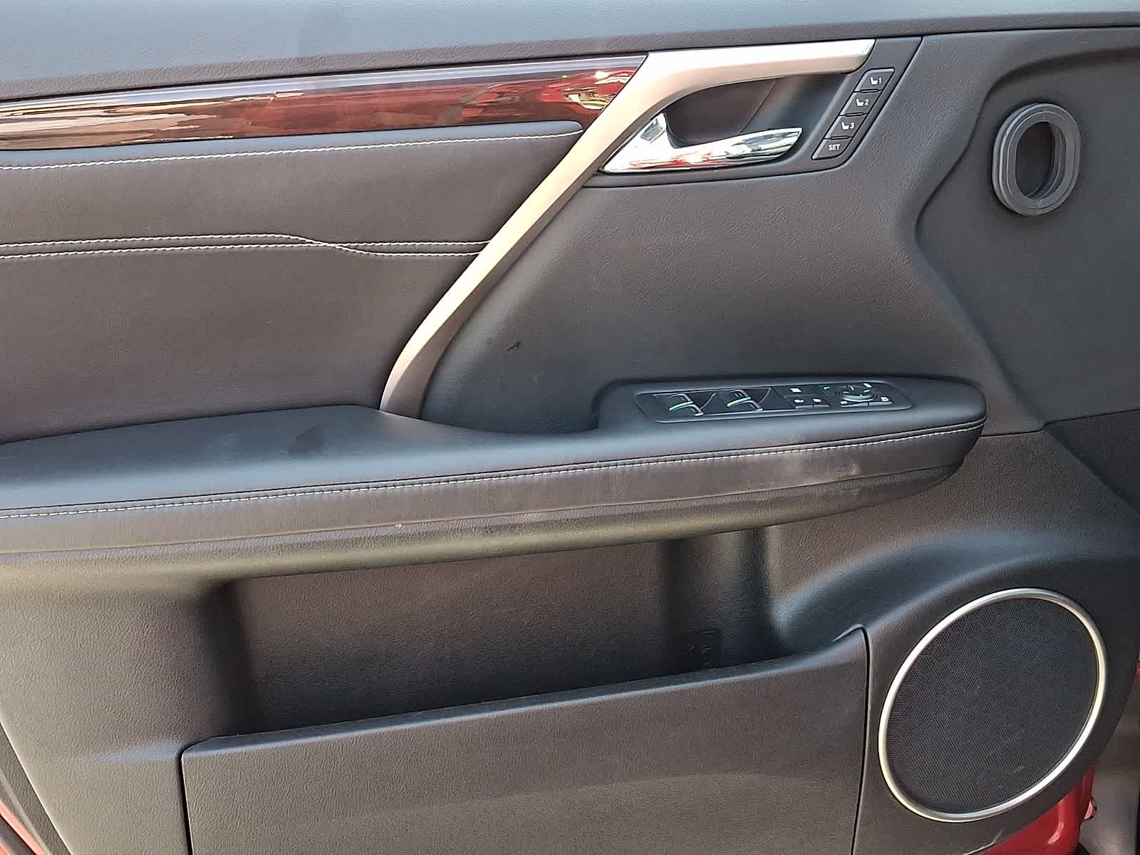 Thumbnail: 2016 Lexus RX - 13
