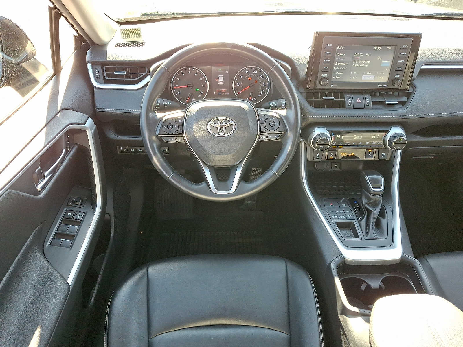 Thumbnail: 2021 Toyota RAV4 - 14