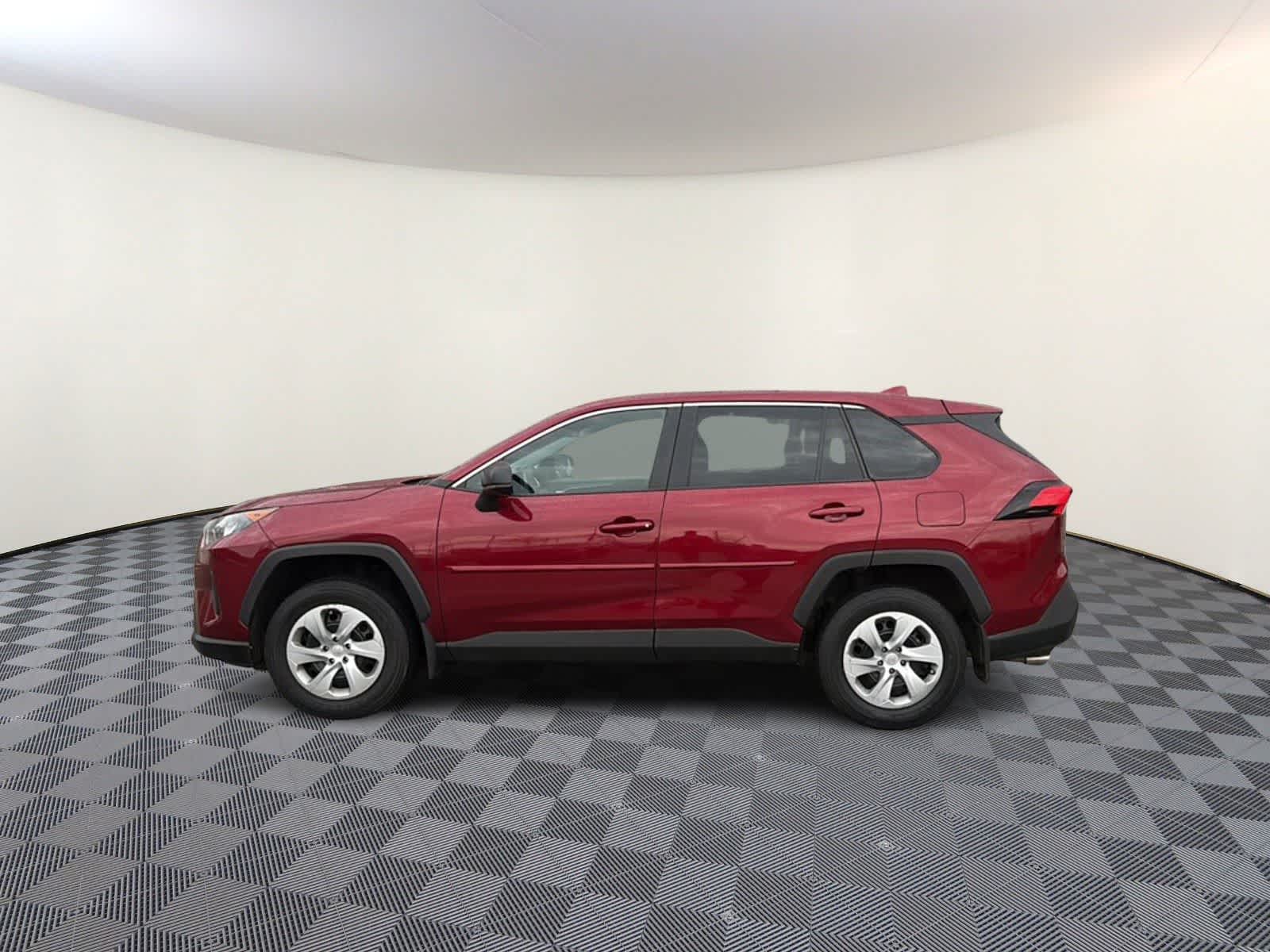 Thumbnail: 2022 Toyota RAV4 - 6