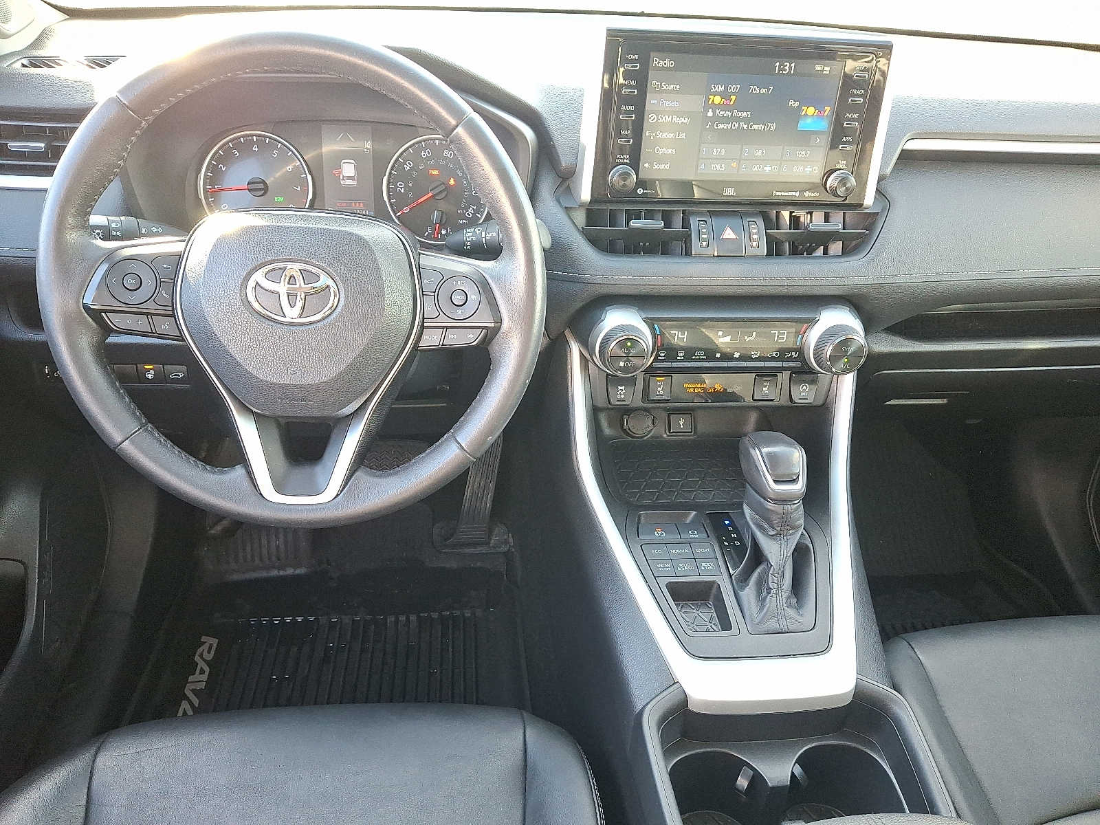 Thumbnail: 2021 Toyota RAV4 - 14