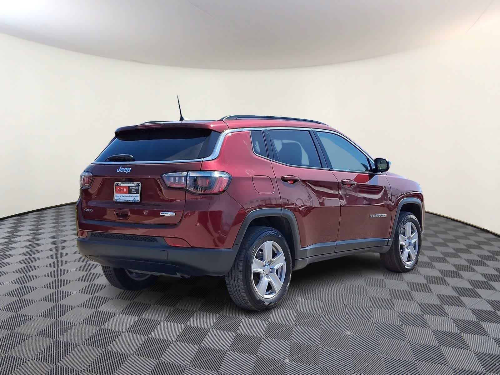 Thumbnail: 2022 Jeep Compass - 5