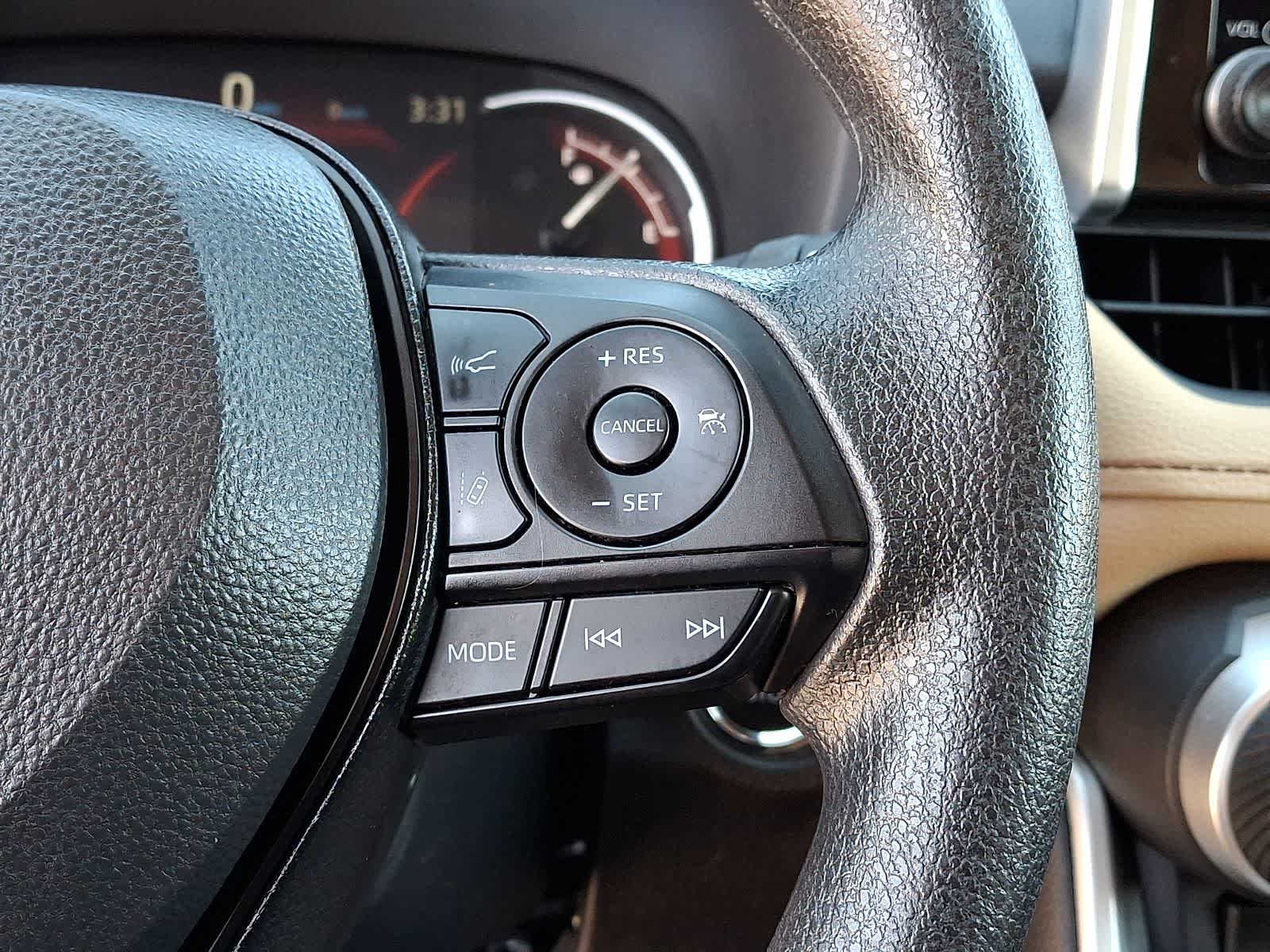 Thumbnail: 2025 Toyota RAV4 - 23