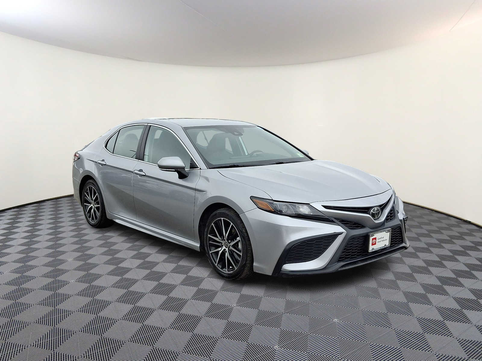 Thumbnail: 2023 Toyota Camry - 5