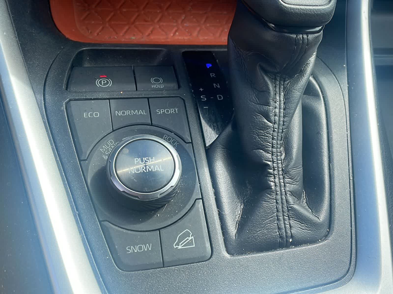 Thumbnail: 2019 Toyota RAV4 - 20