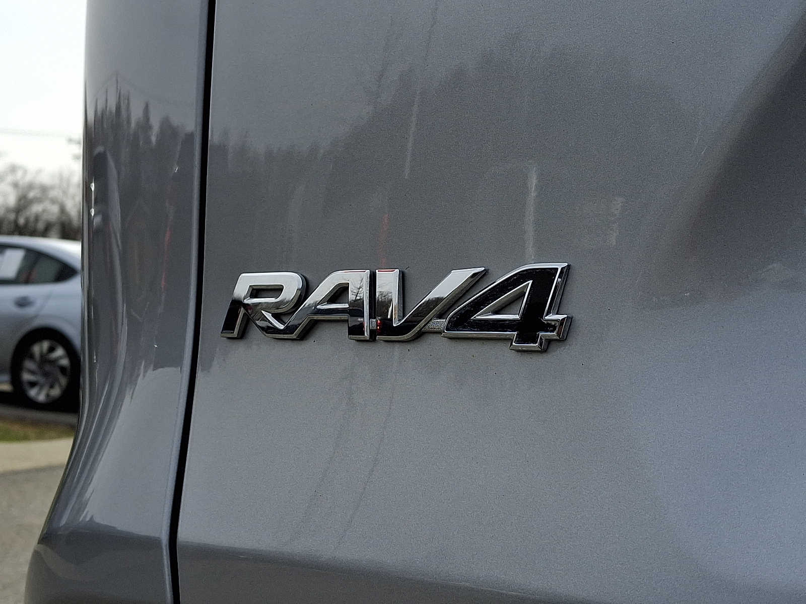 Thumbnail: 2025 Toyota RAV4 - 31