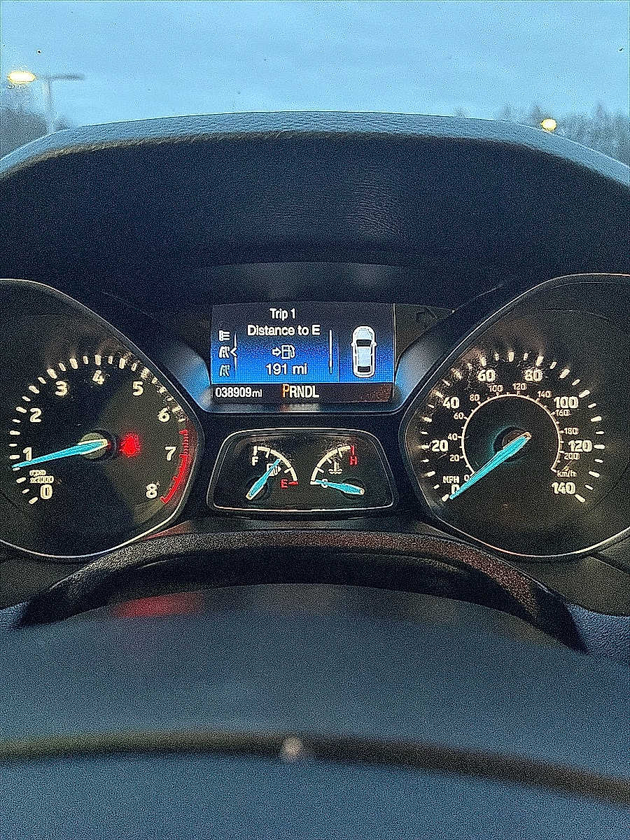 Thumbnail: 2018 Ford Focus - 17