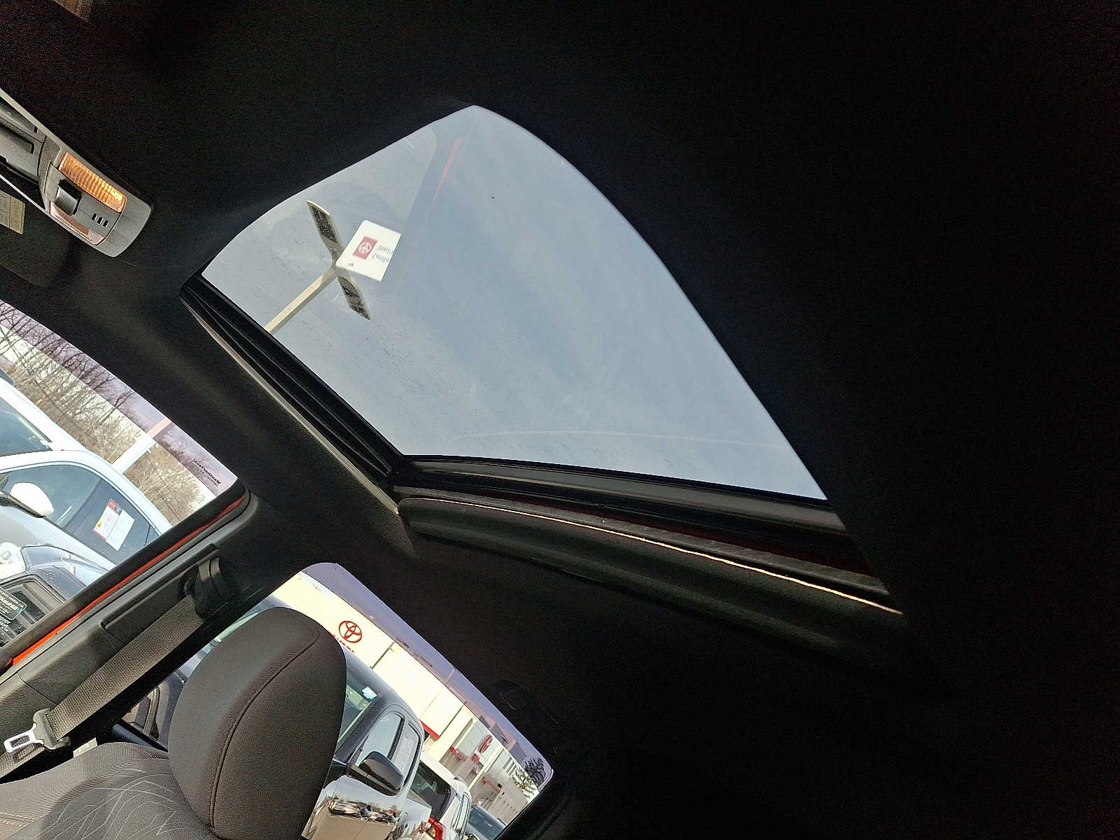 Thumbnail: 2017 Toyota Tacoma - 16