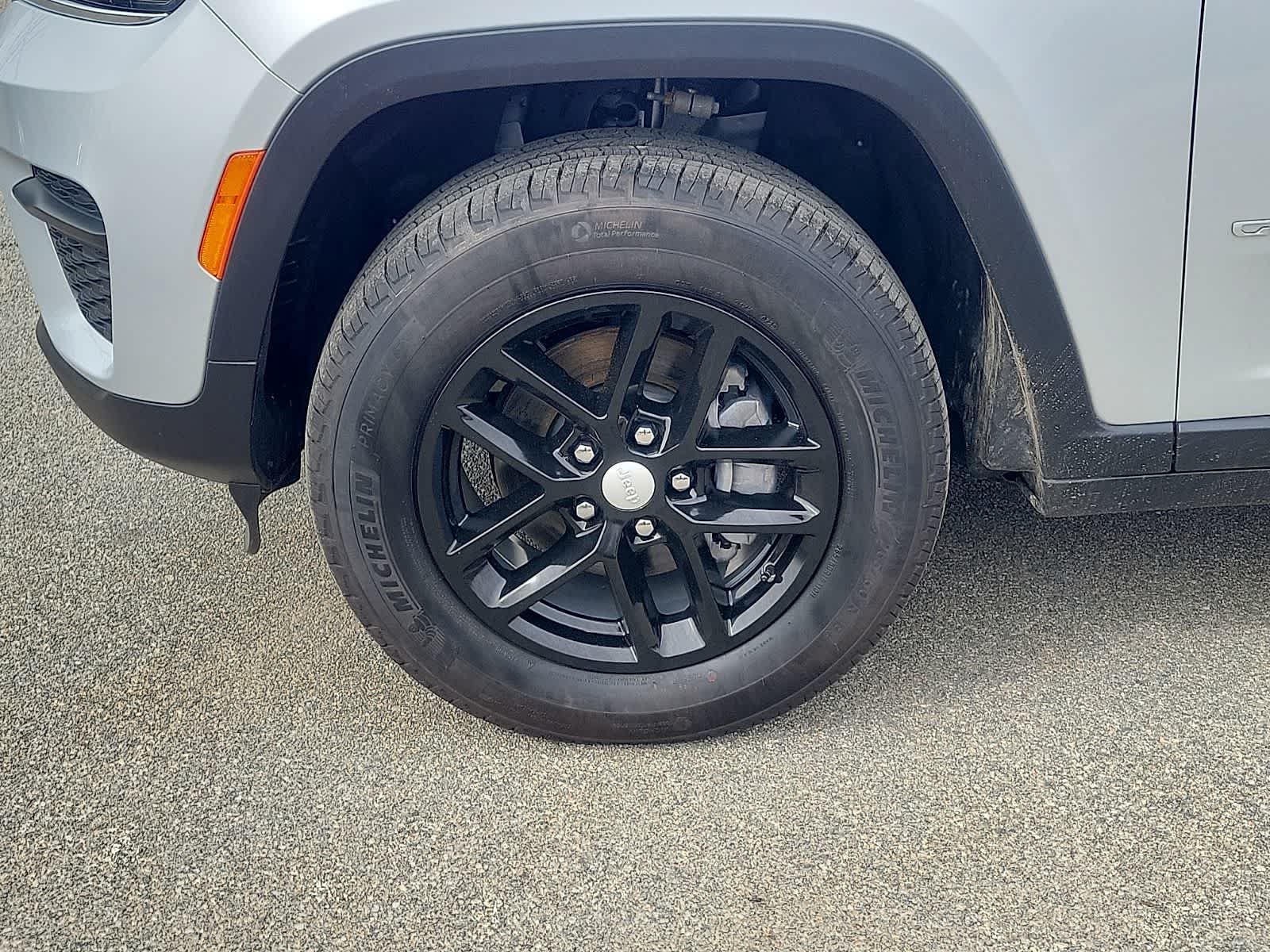 Thumbnail: 2025 Jeep Grand Cherokee - 9