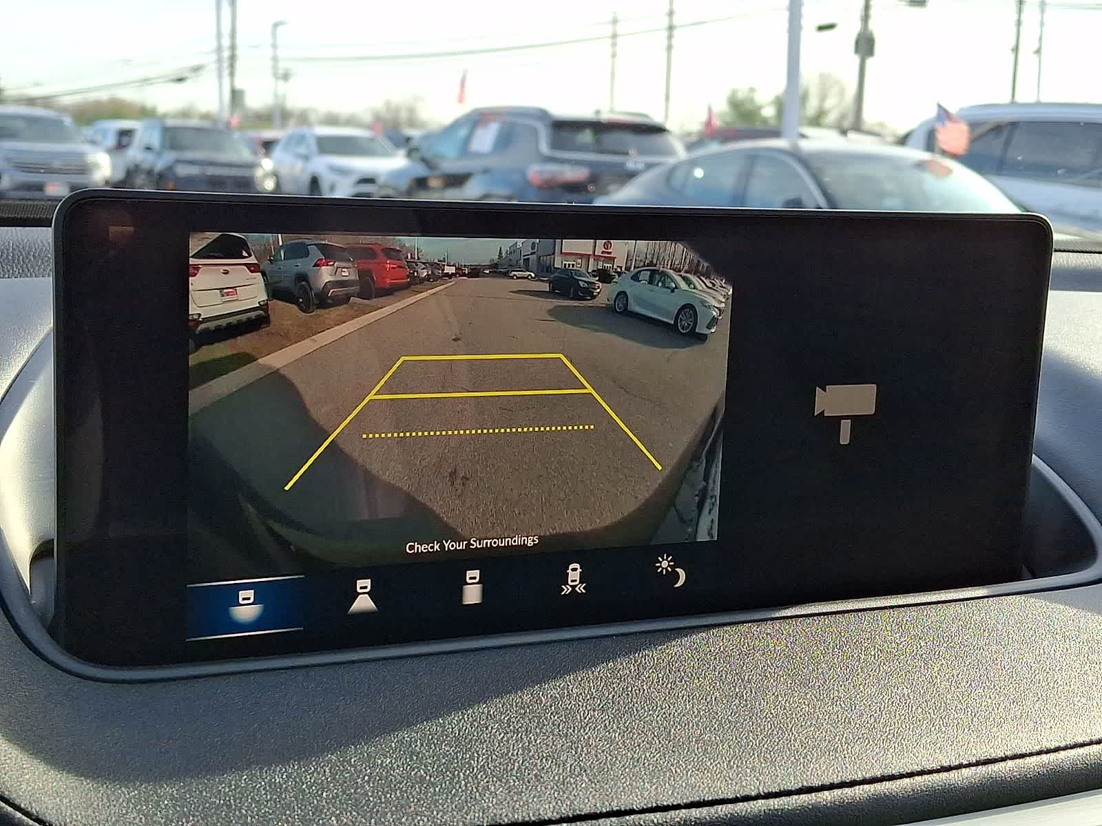 Thumbnail: 2023 Acura MDX - 22