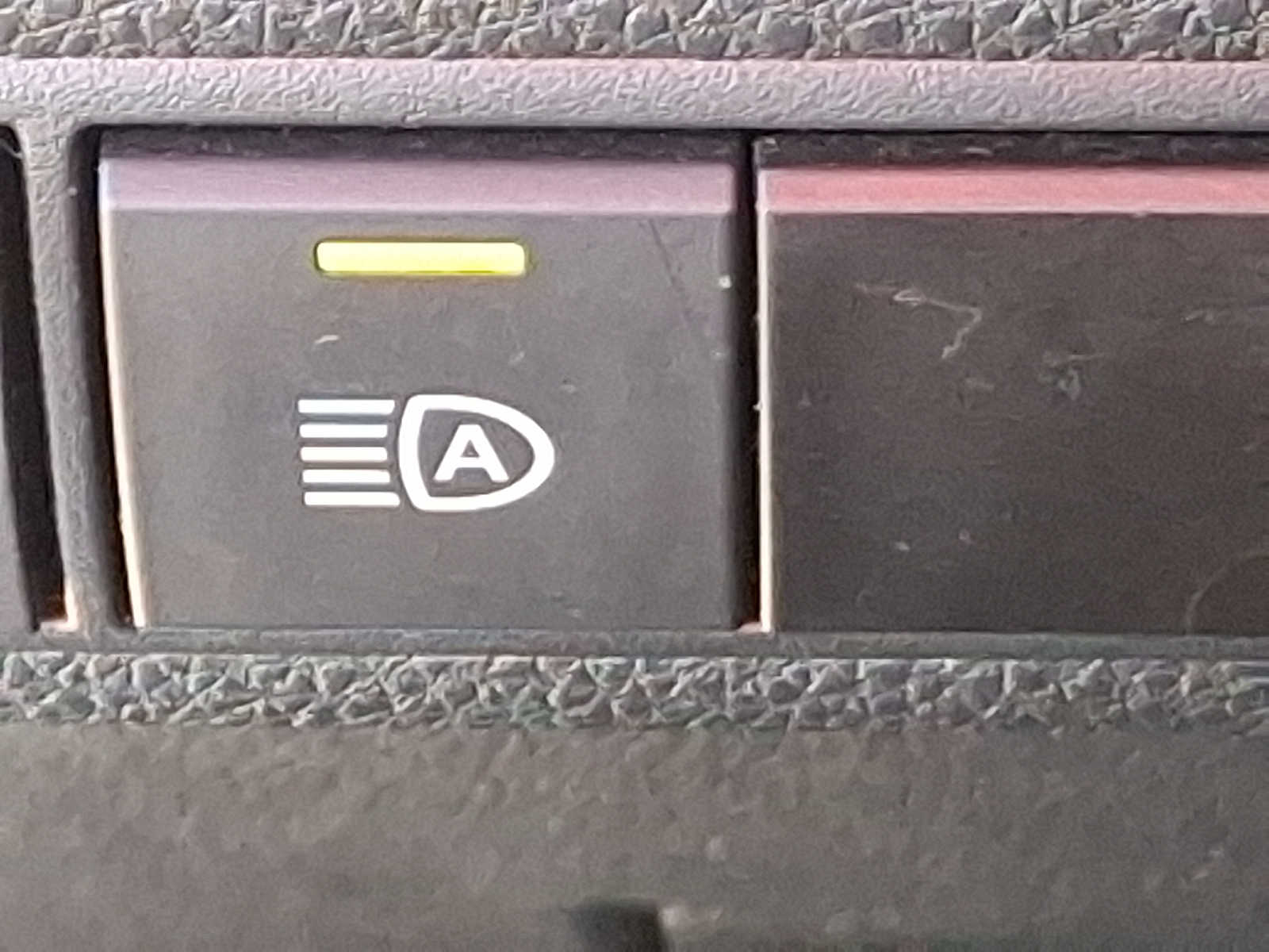 Thumbnail: 2023 Toyota Corolla - 28