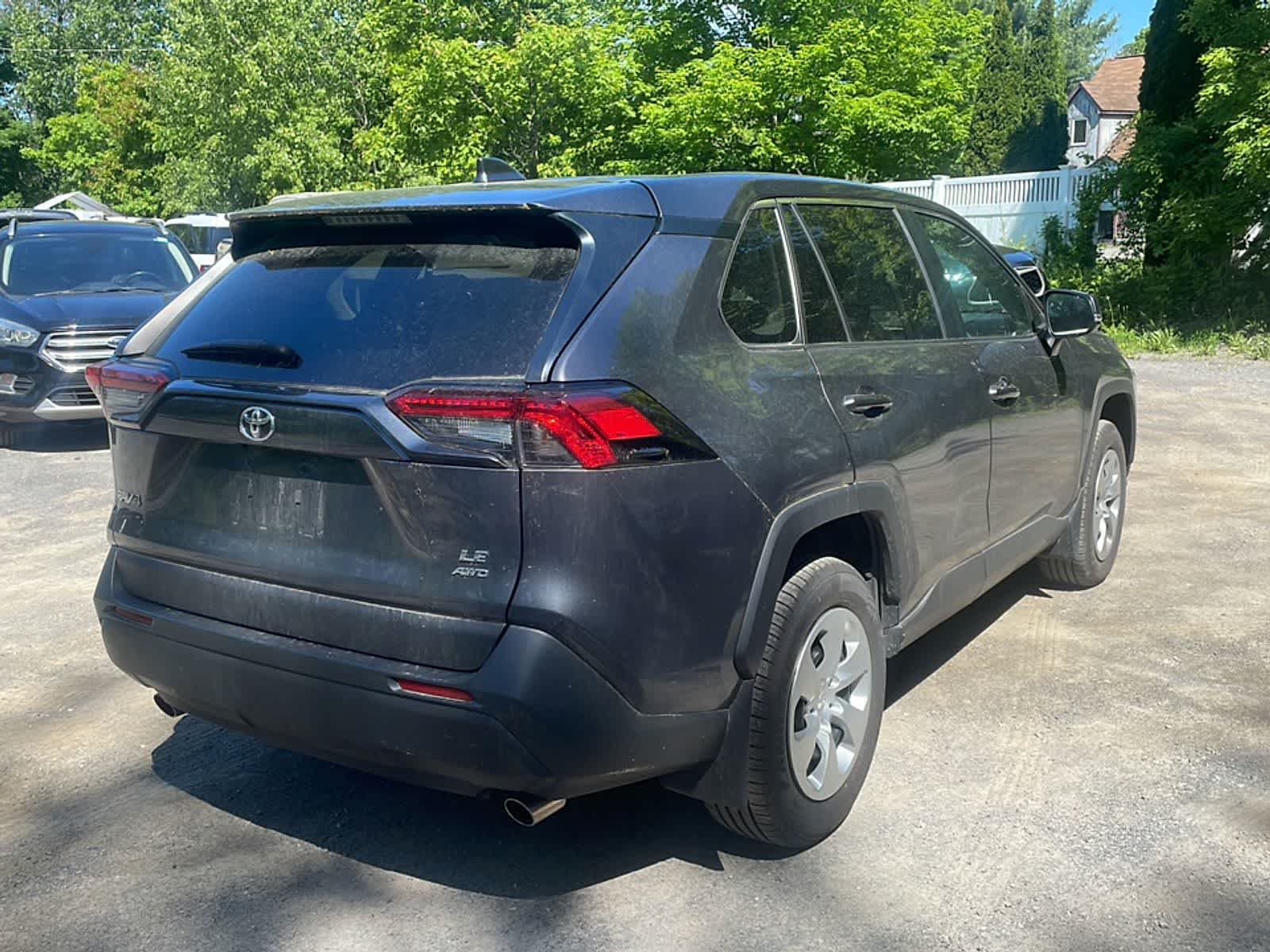 Thumbnail: 2022 Toyota RAV4 - 10