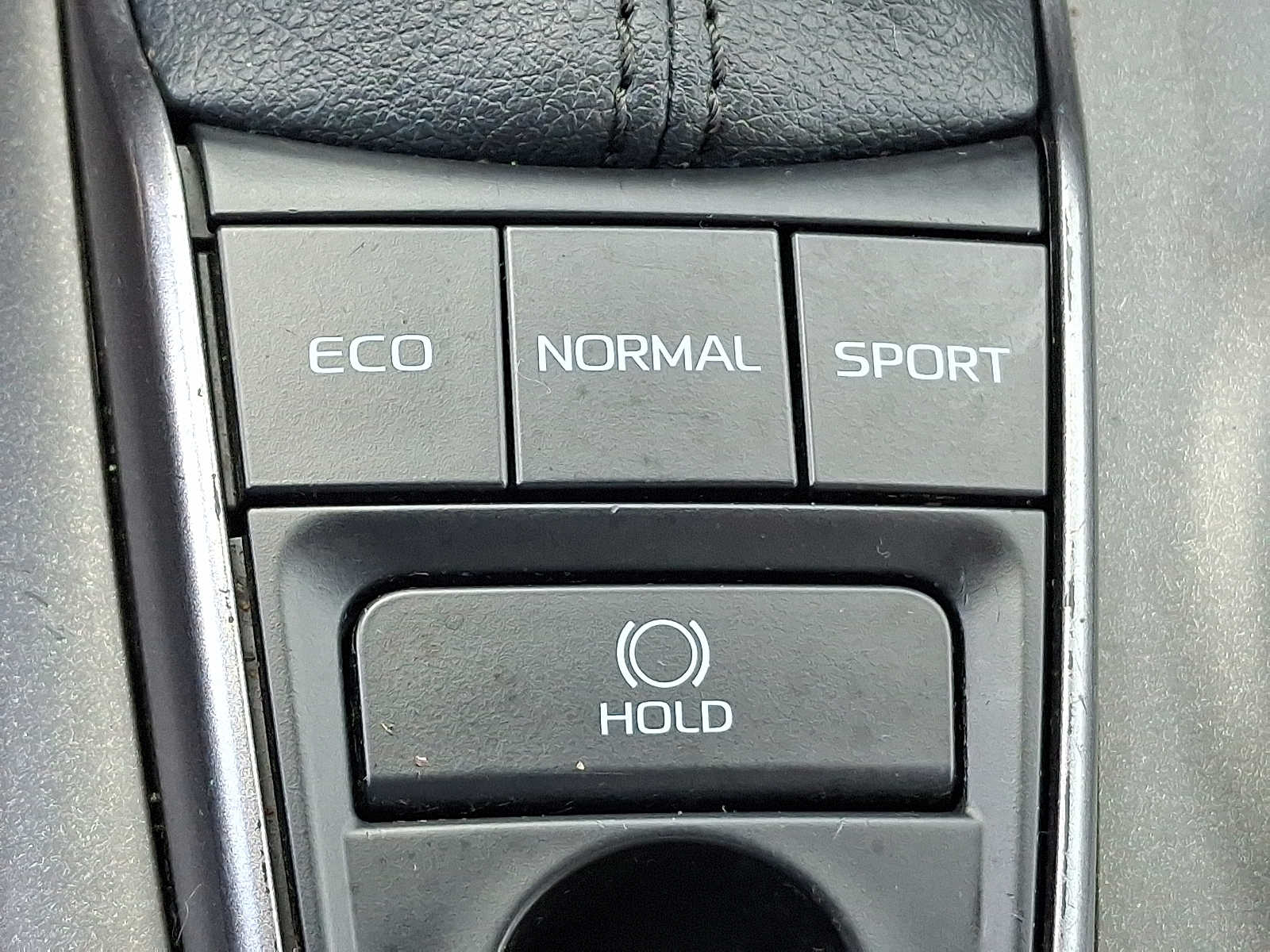 Thumbnail: 2023 Toyota Camry - 26