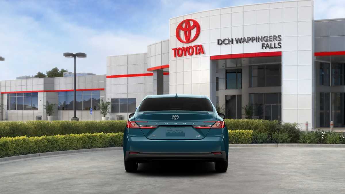Thumbnail: 2026 Toyota Camry - 18