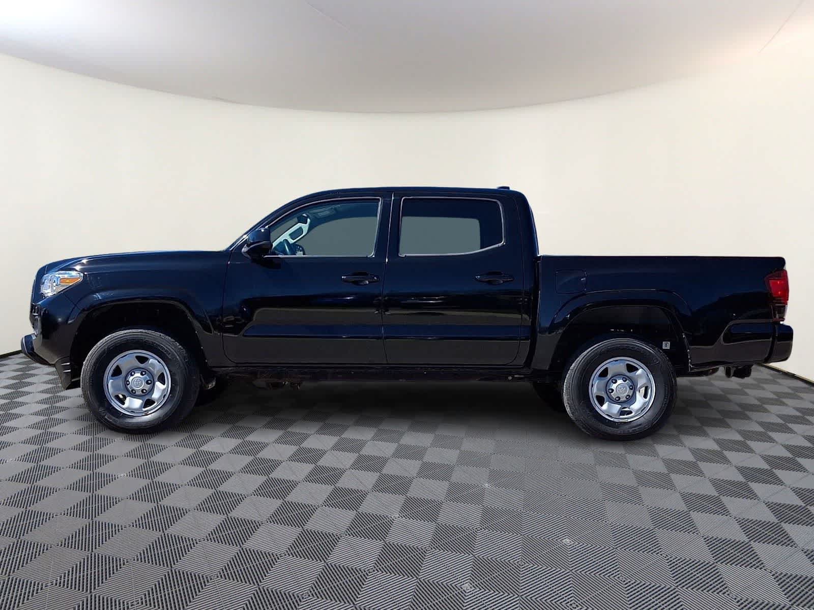 Thumbnail: 2023 Toyota Tacoma - 10
