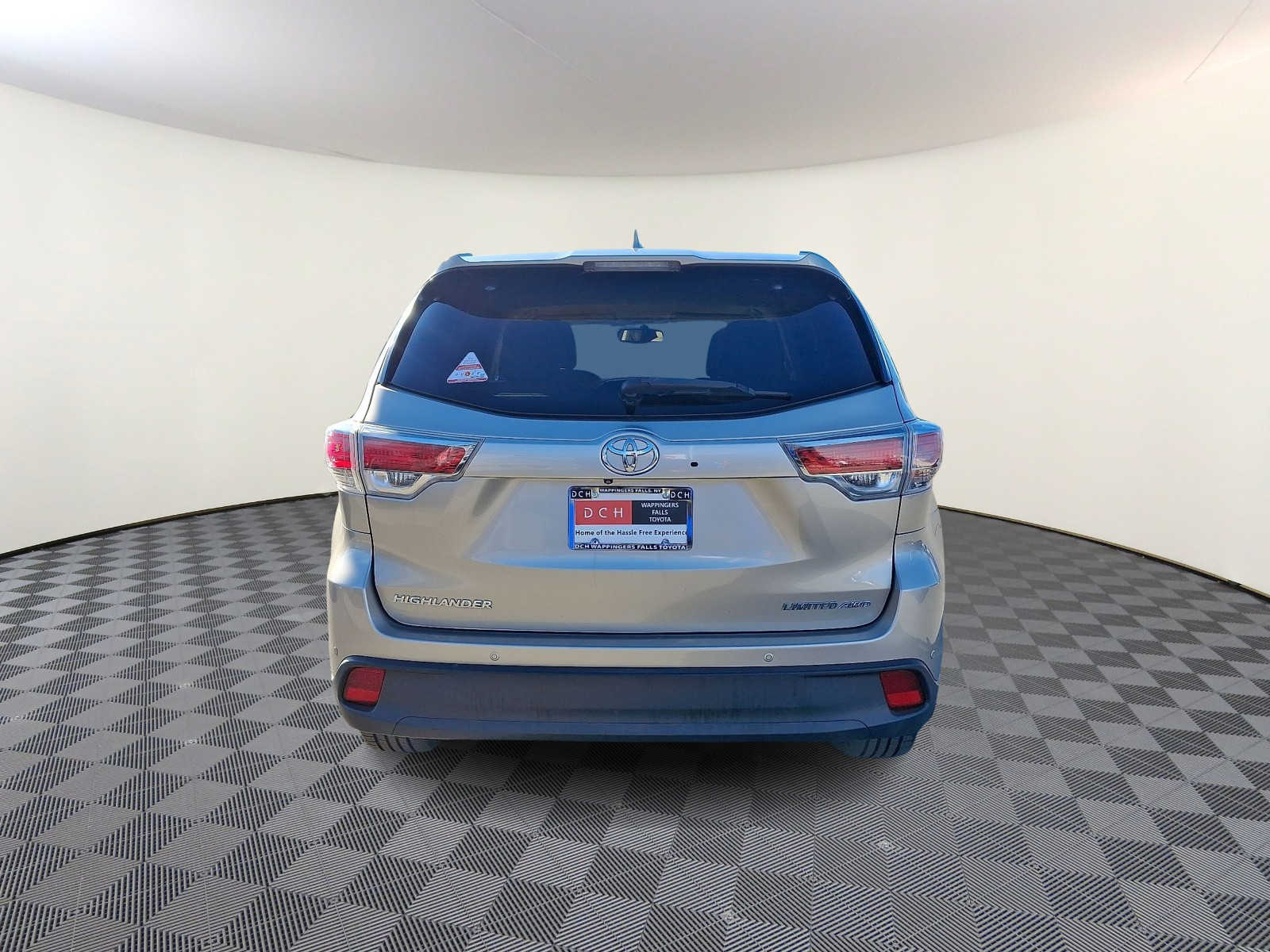 Thumbnail: 2015 Toyota Highlander - 7