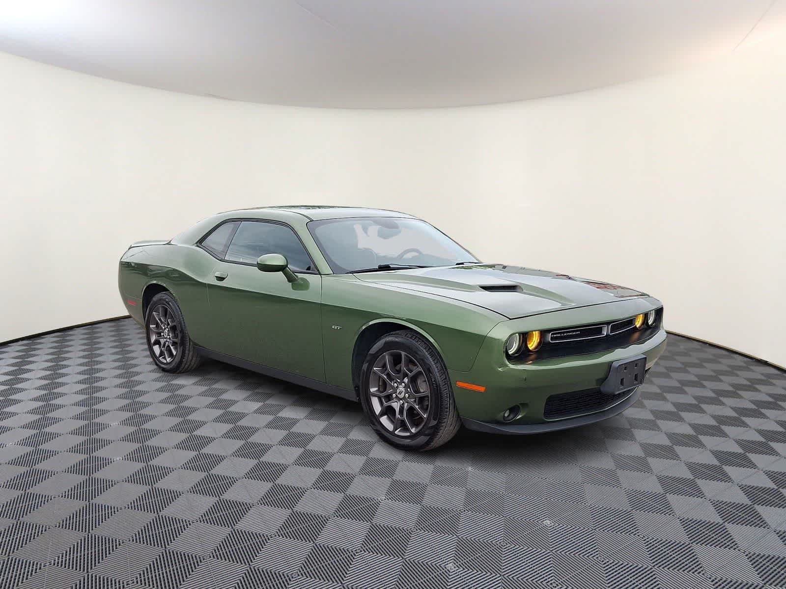 Thumbnail: 2018 Dodge Challenger - 4