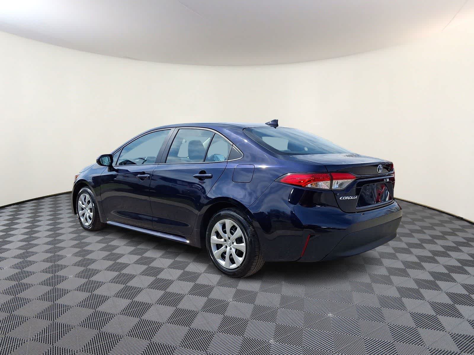 Thumbnail: 2024 Toyota Corolla - 9