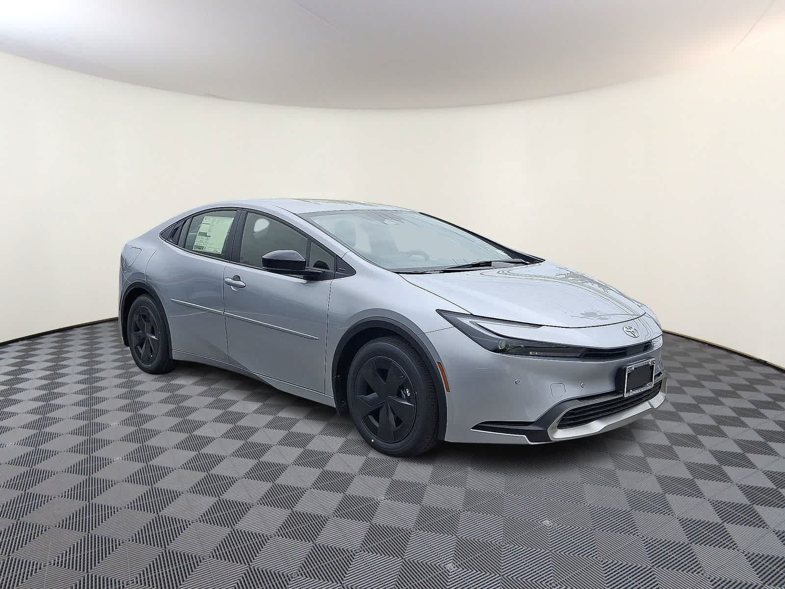 Thumbnail: 2026 Toyota Prius - 3