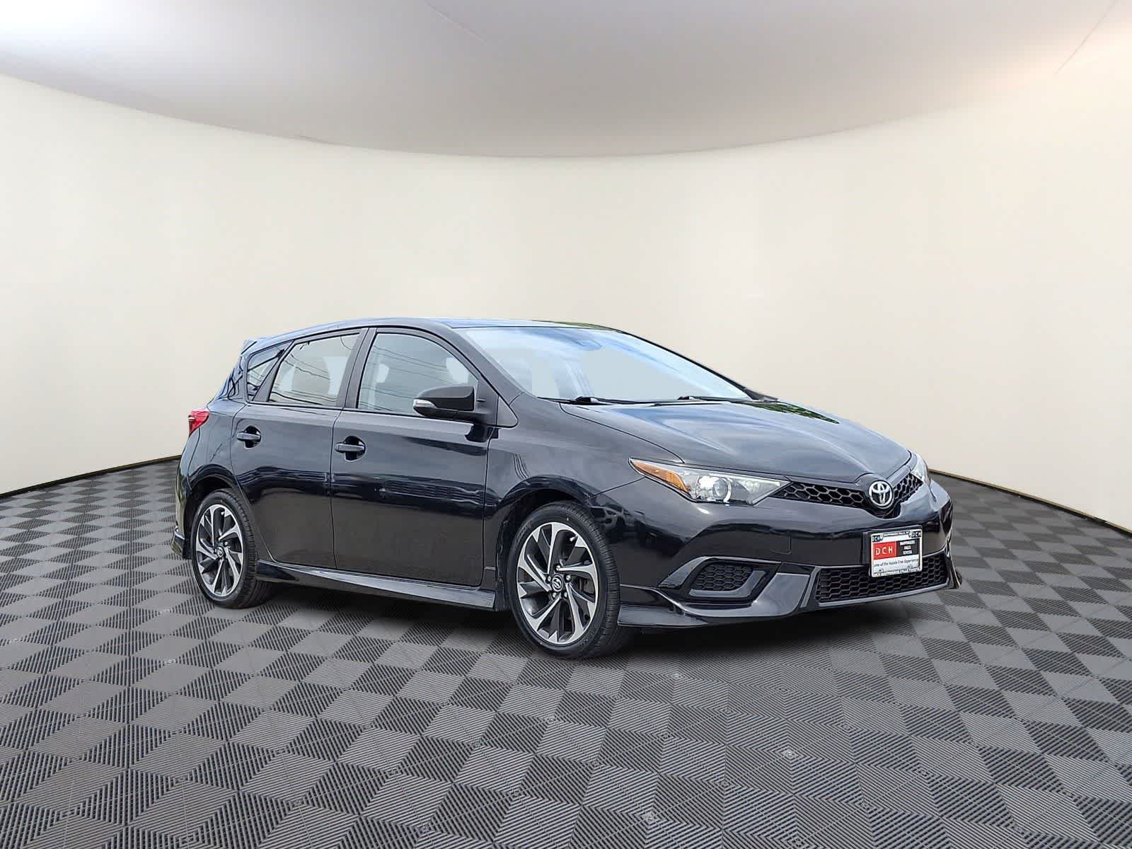 Thumbnail: 2017 Toyota Corolla iM - 5