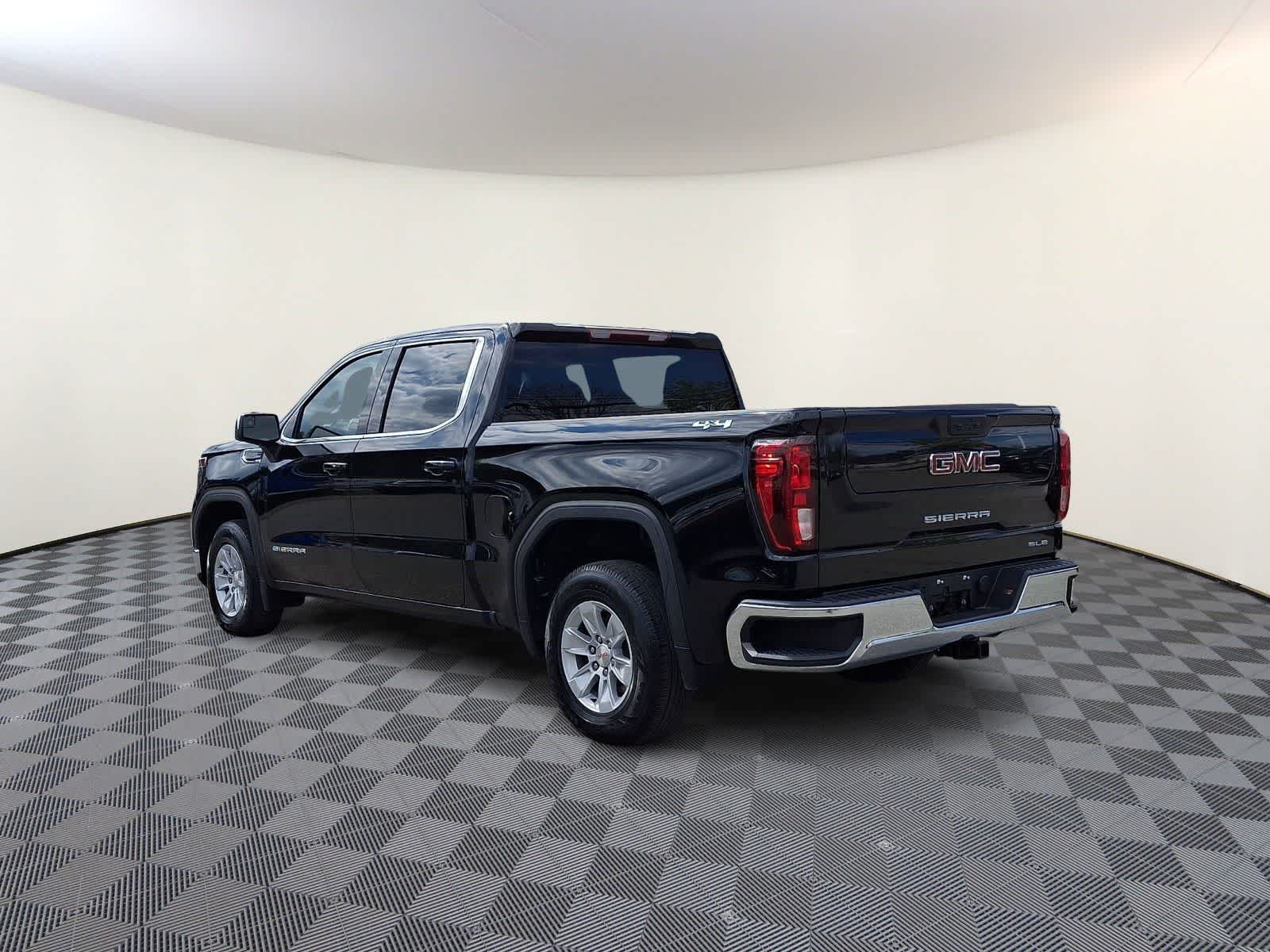 Thumbnail: 2024 GMC Sierra 1500 - 7