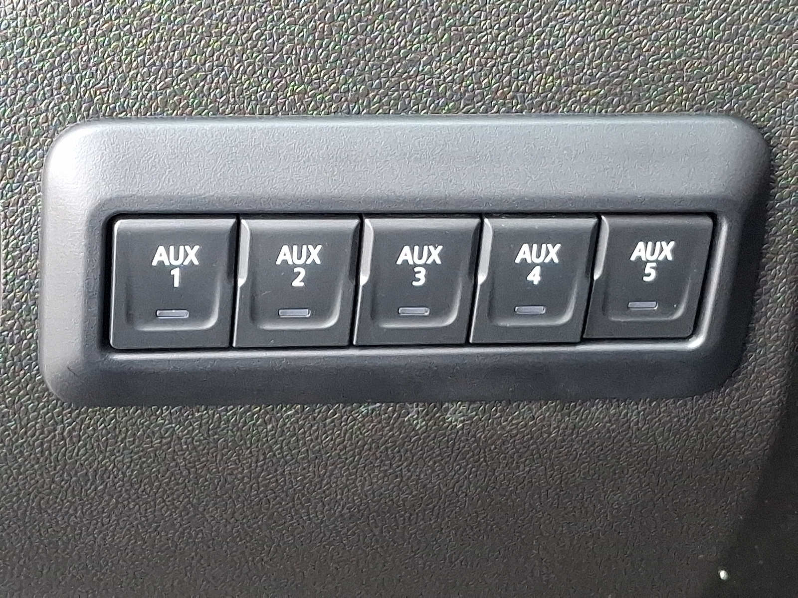 Thumbnail: 2024 Chevrolet Silverado 2500 - 19