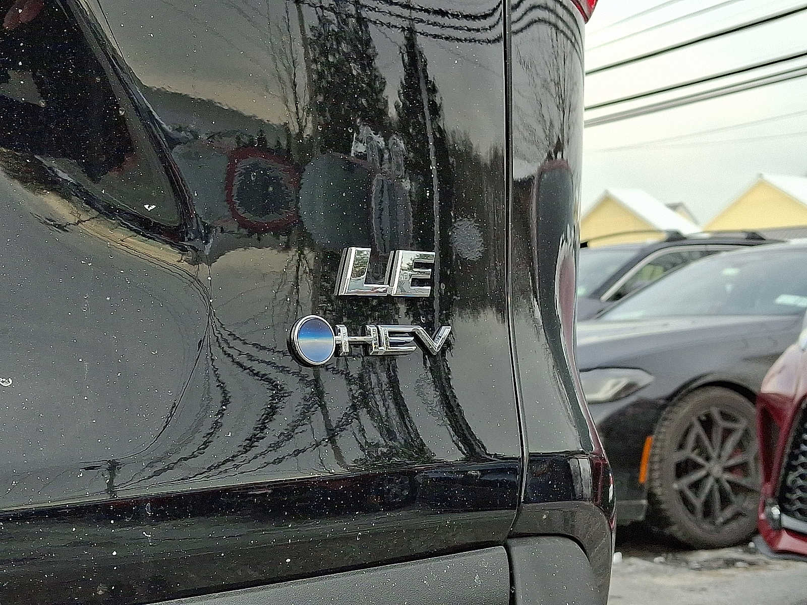 Thumbnail: 2025 Toyota RAV4 - 21