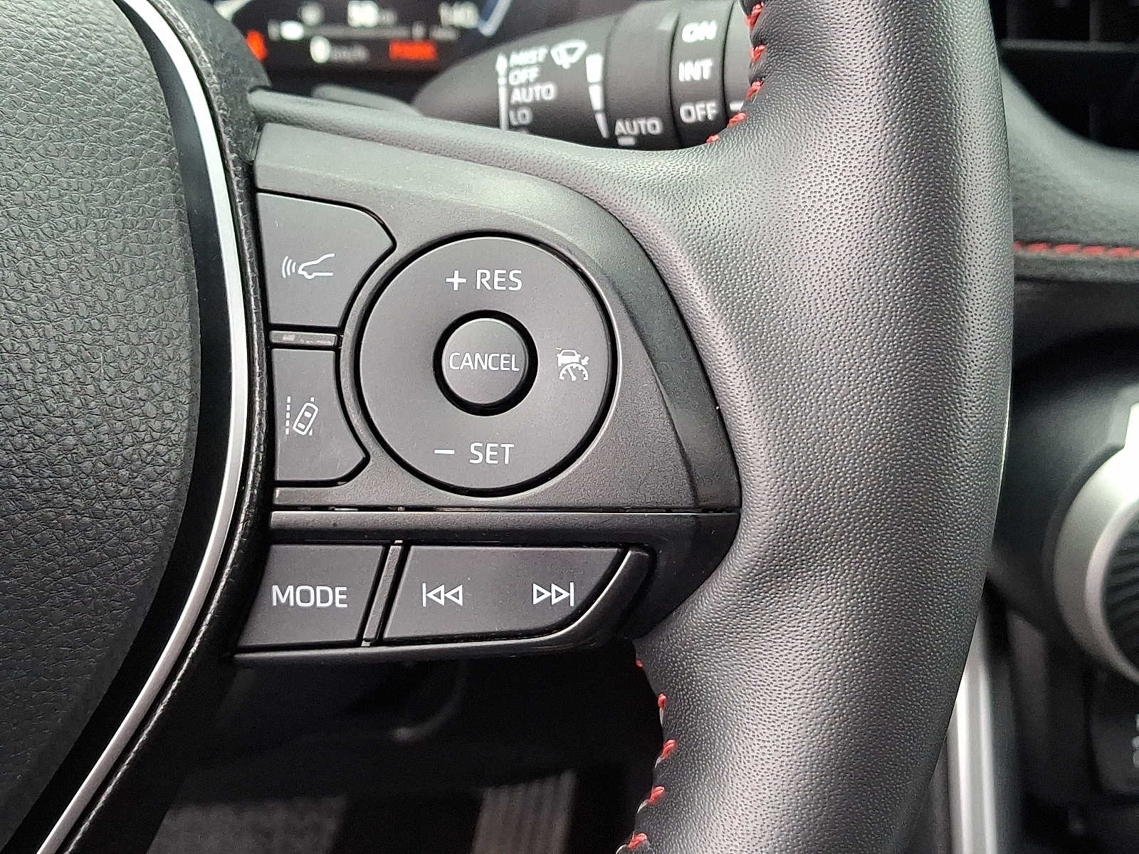 Thumbnail: 2024 Toyota RAV4 - 23