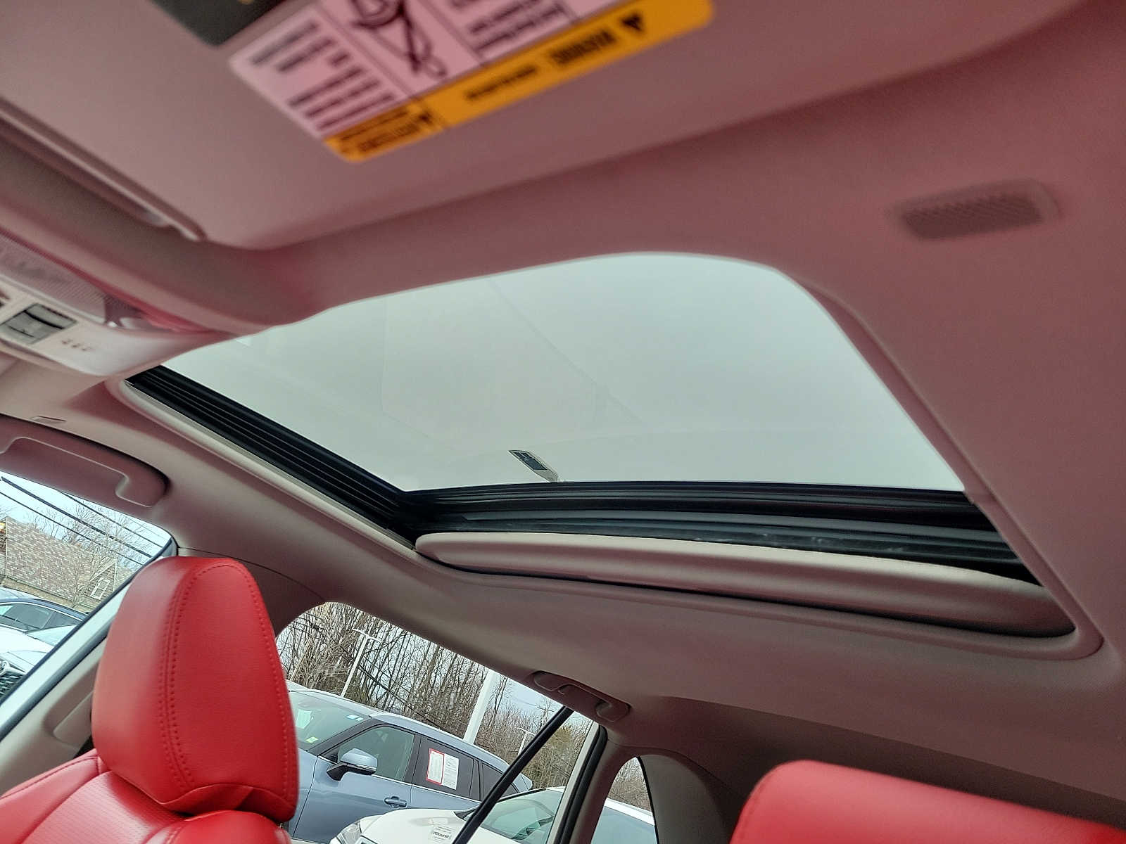 Thumbnail: 2023 Toyota RAV4 - 17