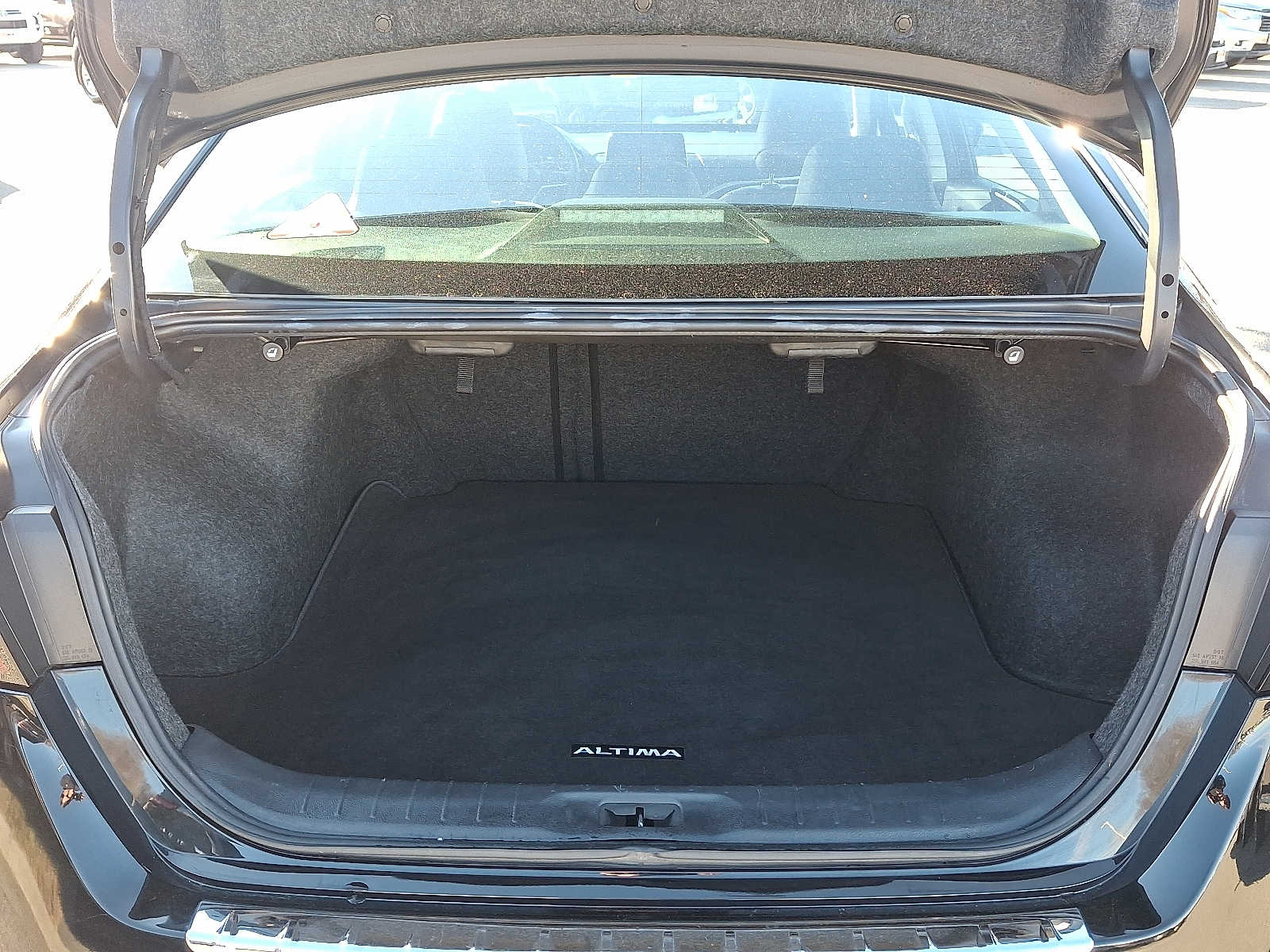 Thumbnail: 2020 Nissan Altima - 24