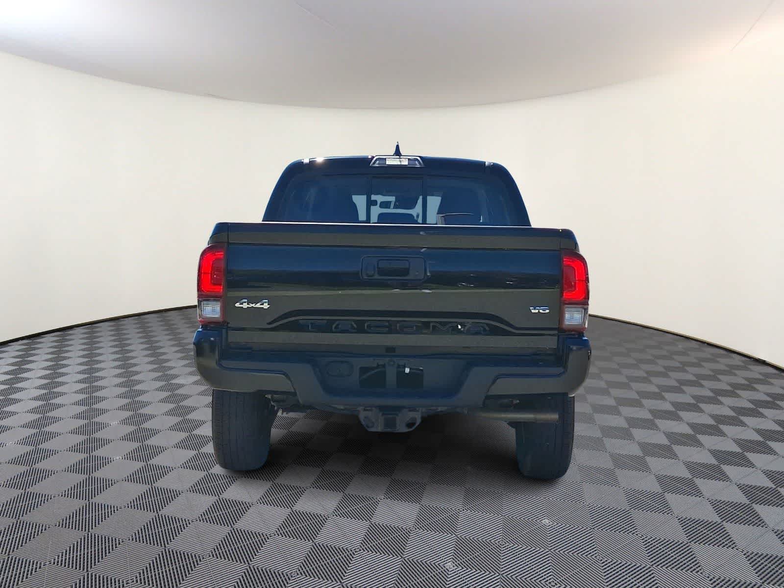 Thumbnail: 2023 Toyota Tacoma - 7