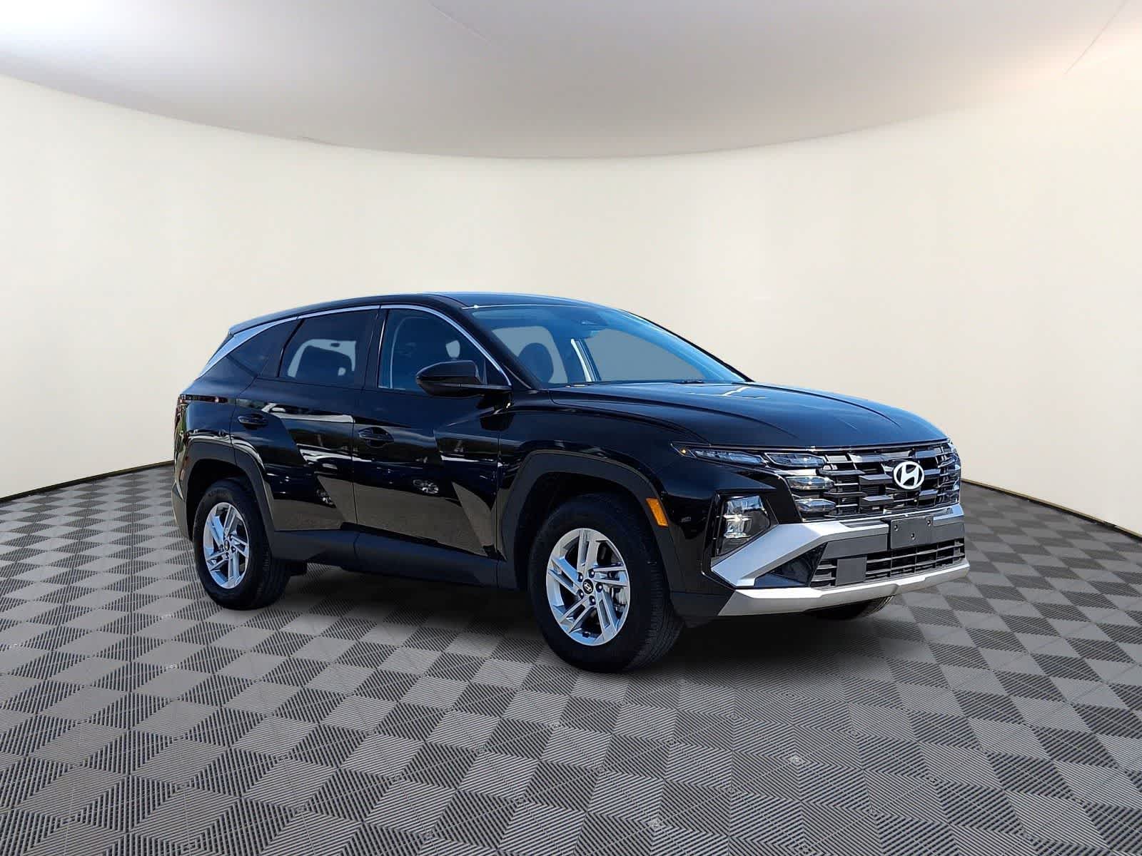 Thumbnail: 2025 Hyundai Tucson - 4