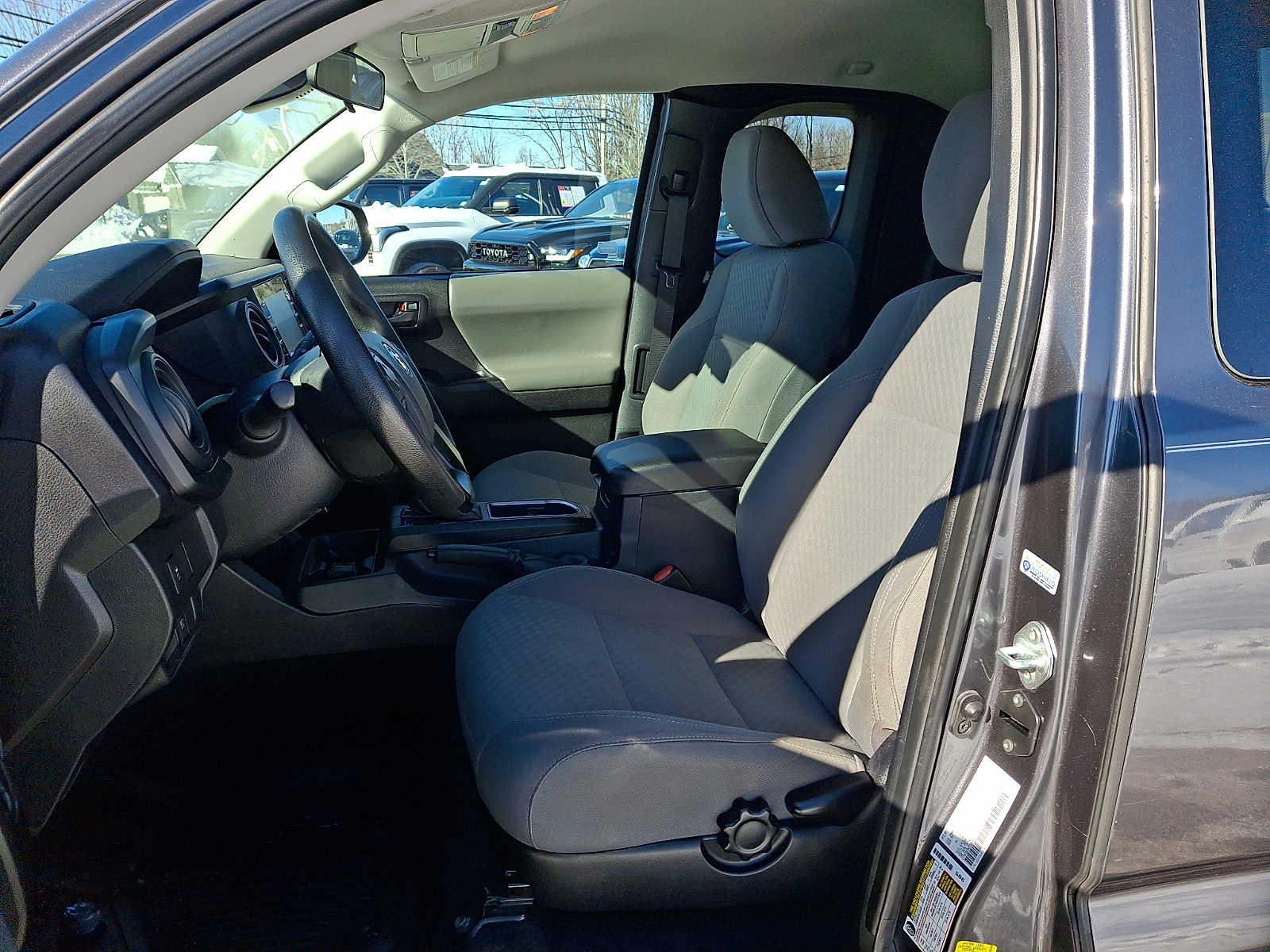 Thumbnail: 2021 Toyota Tacoma - 15