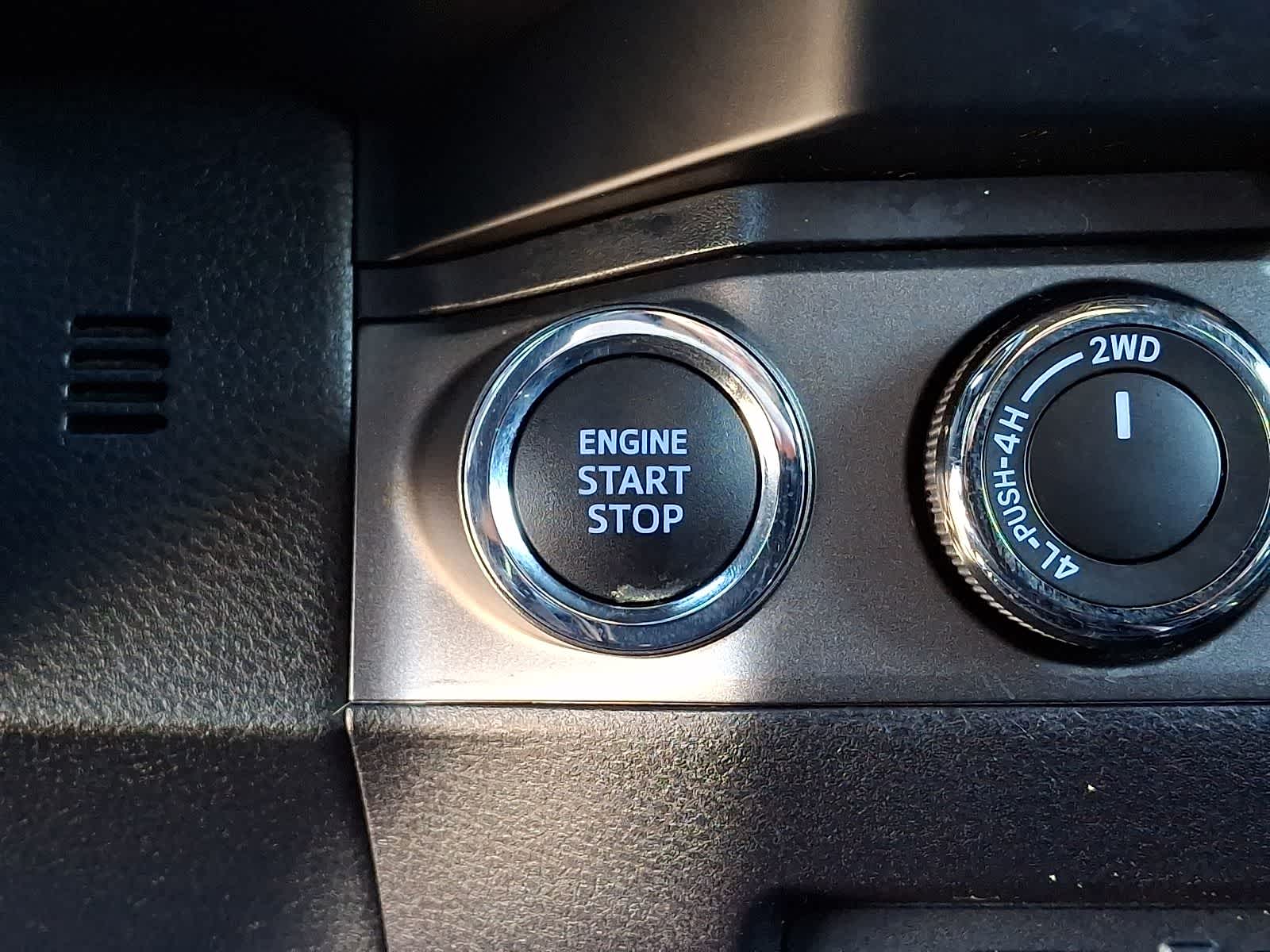 Thumbnail: 2021 Toyota Tacoma - 27