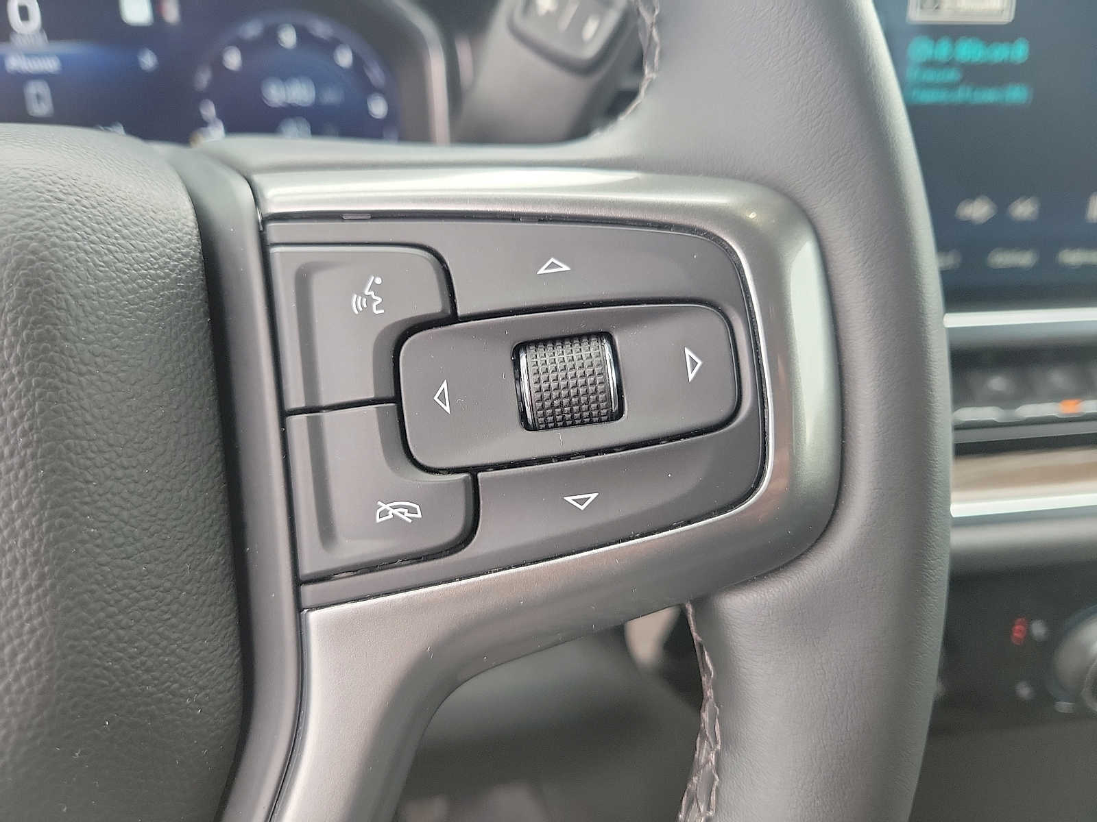 Thumbnail: 2023 Chevrolet Silverado 1500 - 23