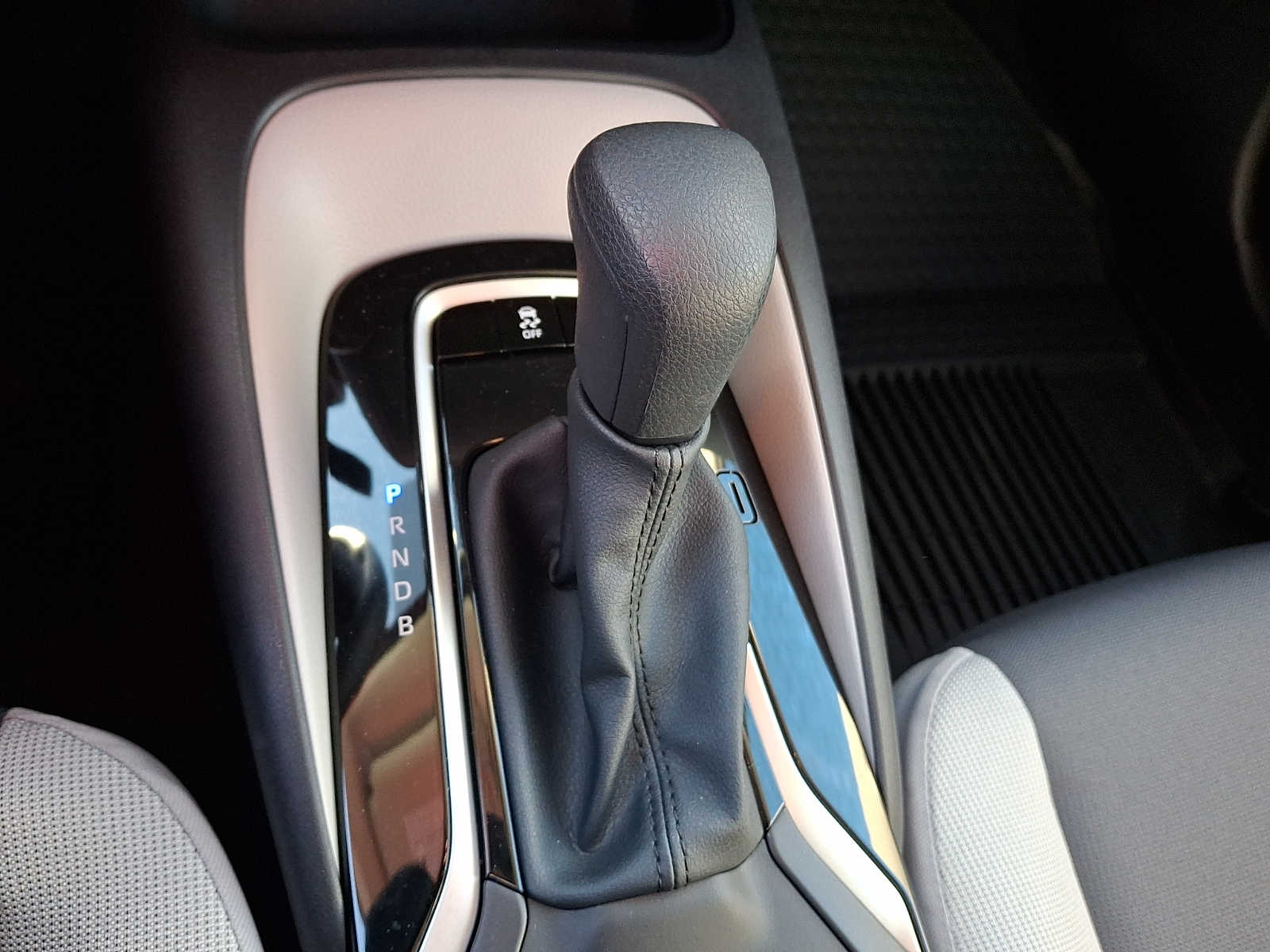 Thumbnail: 2026 Toyota Corolla - 12