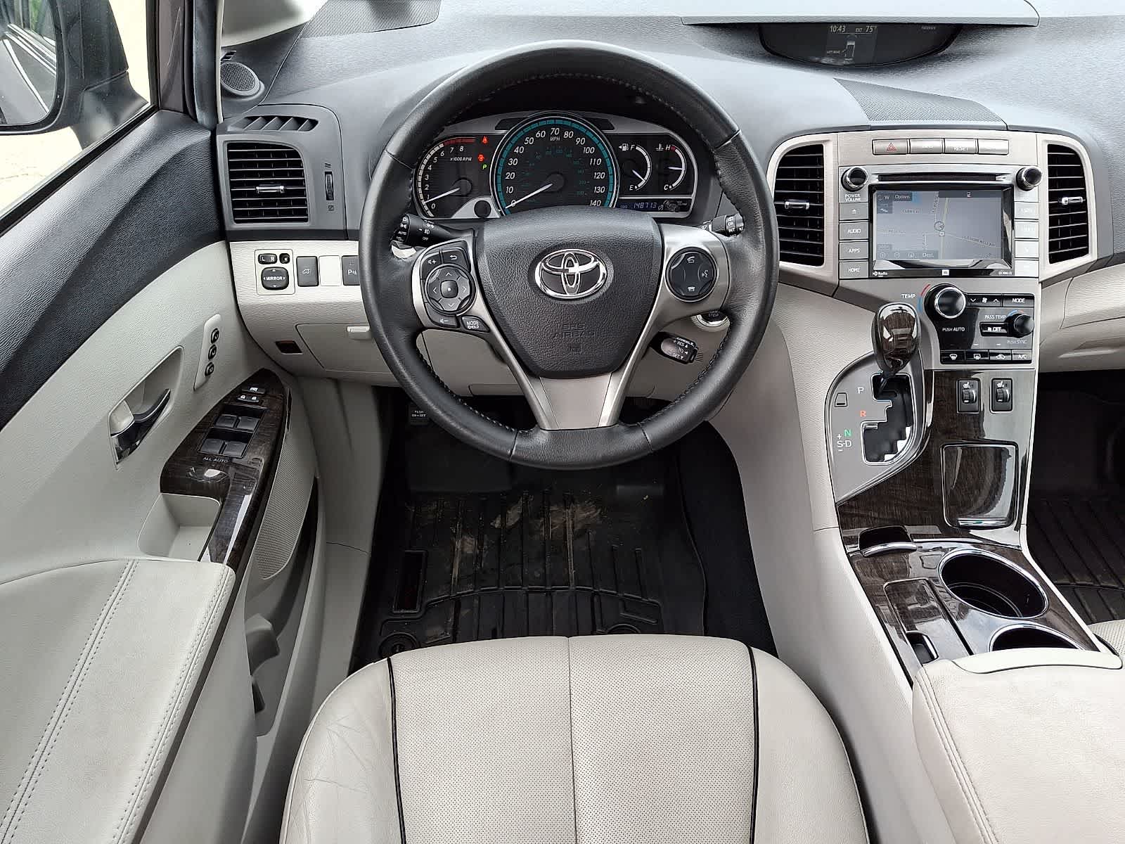 Thumbnail: 2015 Toyota Venza - 14