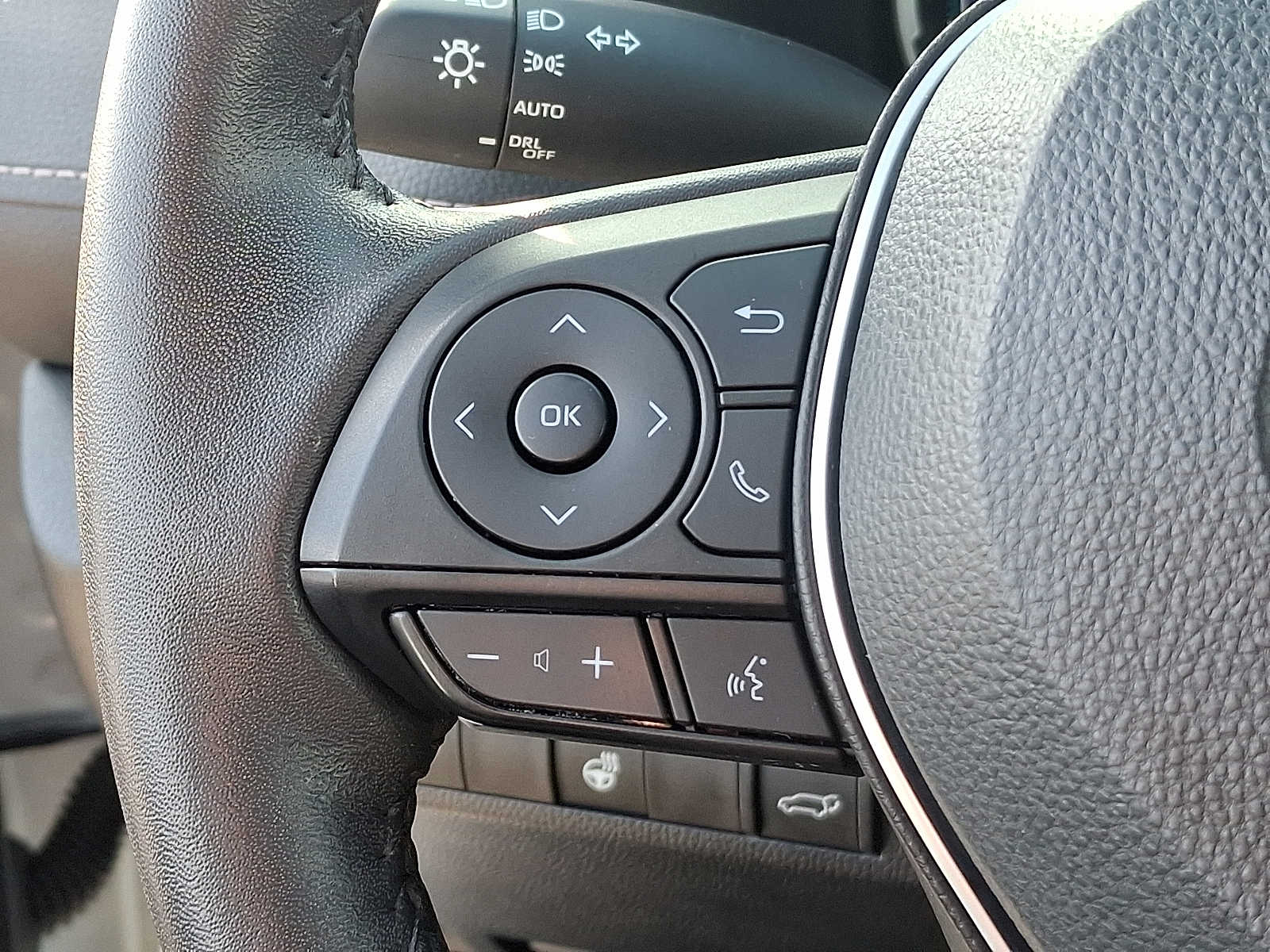 Thumbnail: 2024 Toyota RAV4 - 24