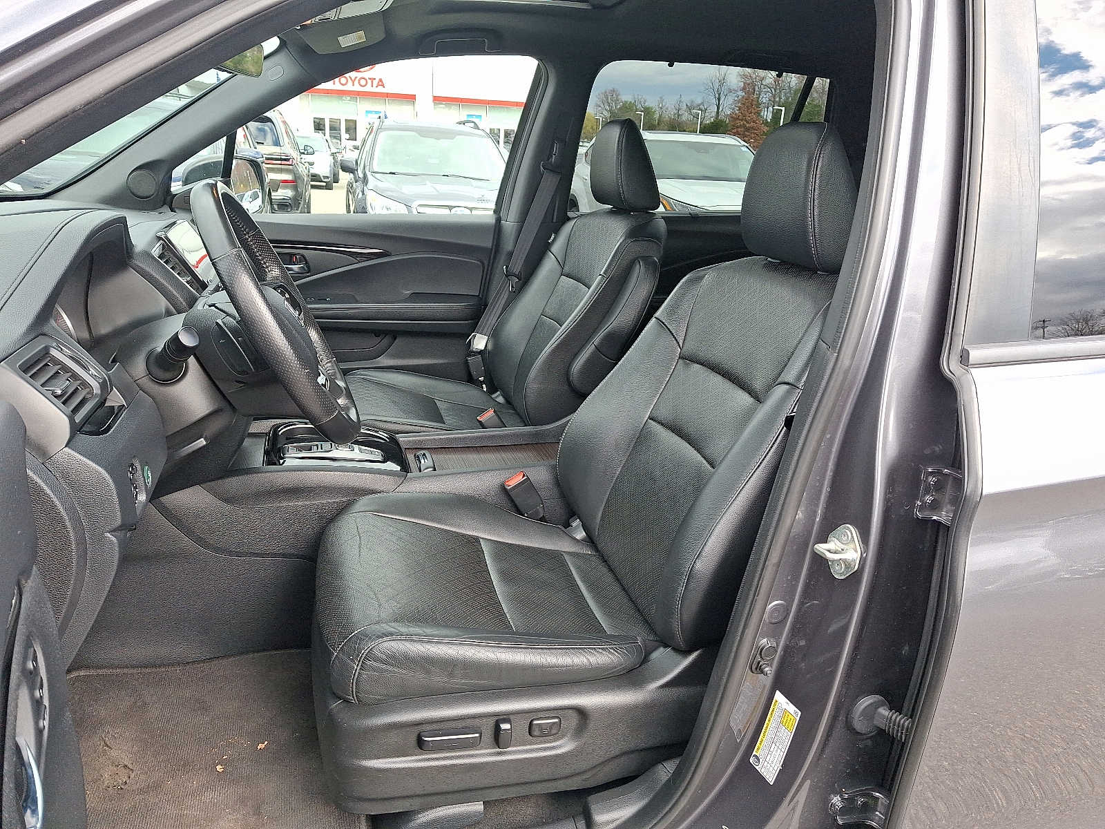 Thumbnail: 2019 Honda Passport - 15