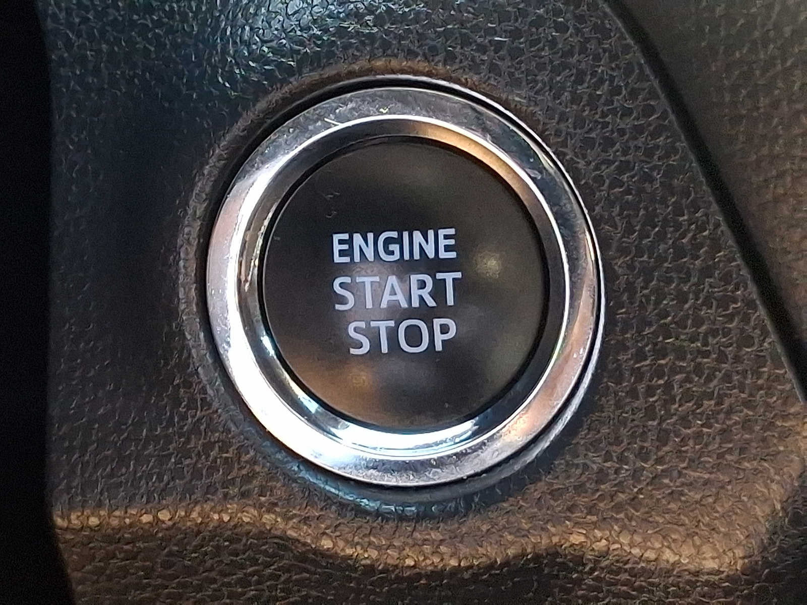 Thumbnail: 2021 Toyota RAV4 - 26