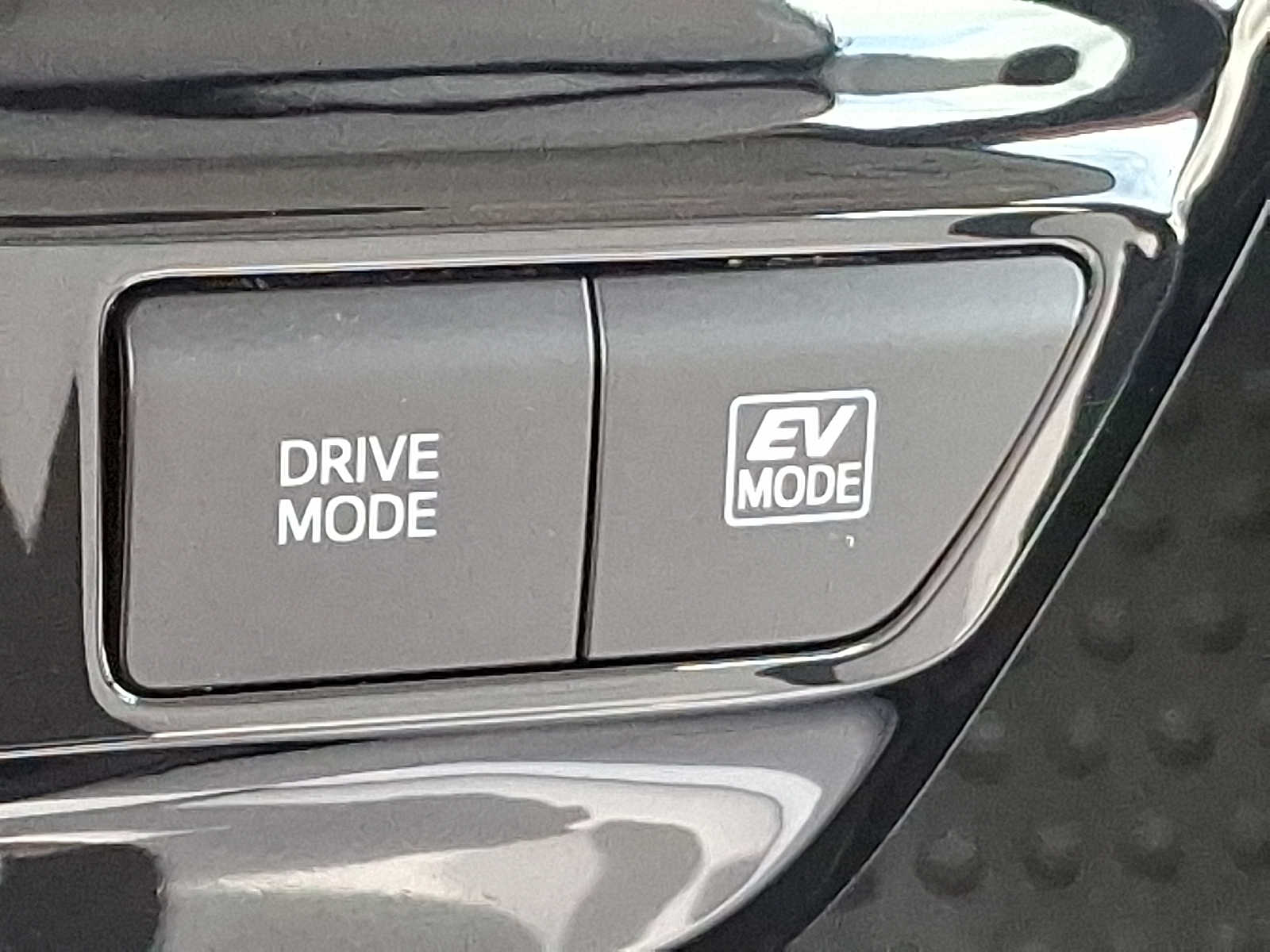 Thumbnail: 2022 Toyota Prius - 23