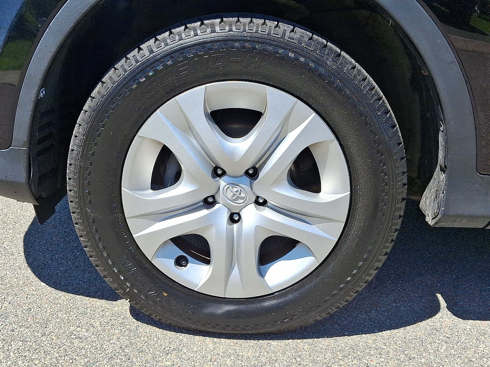 Thumbnail: 2015 Toyota RAV4 - 10