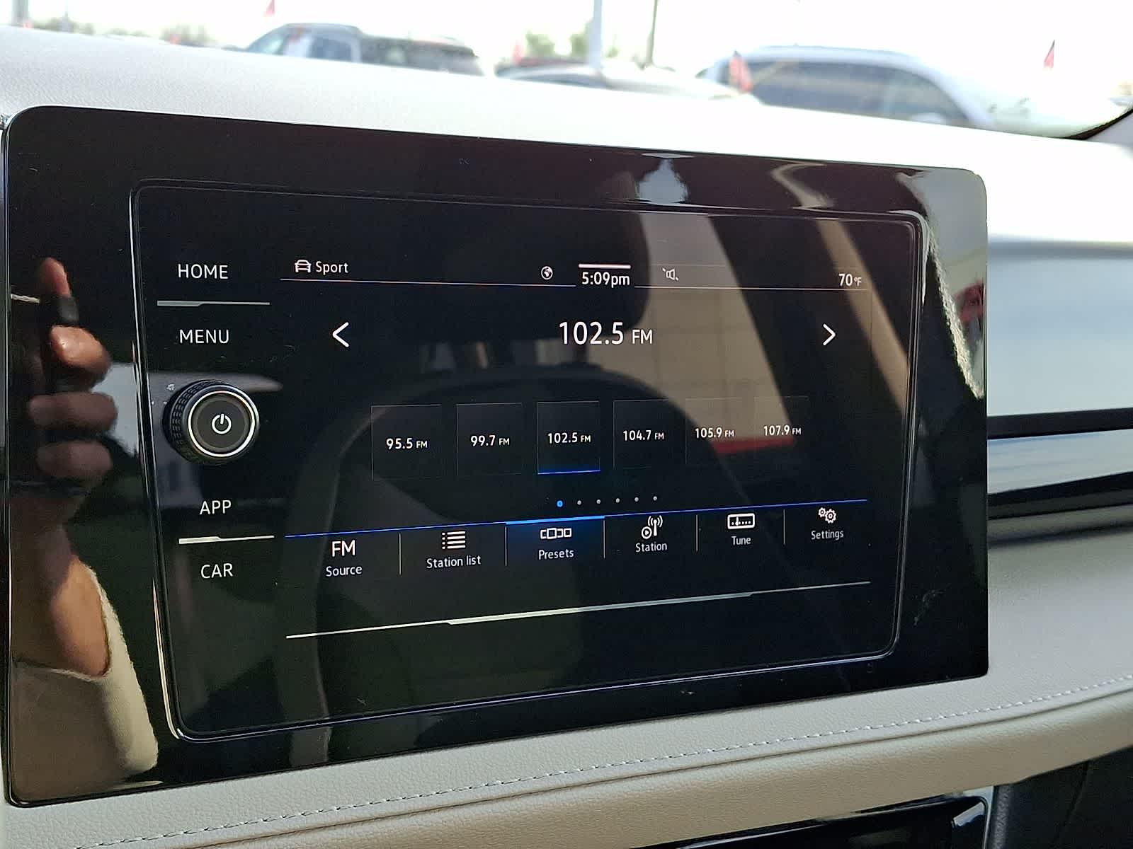 Thumbnail: 2025 Volkswagen Taos - 16