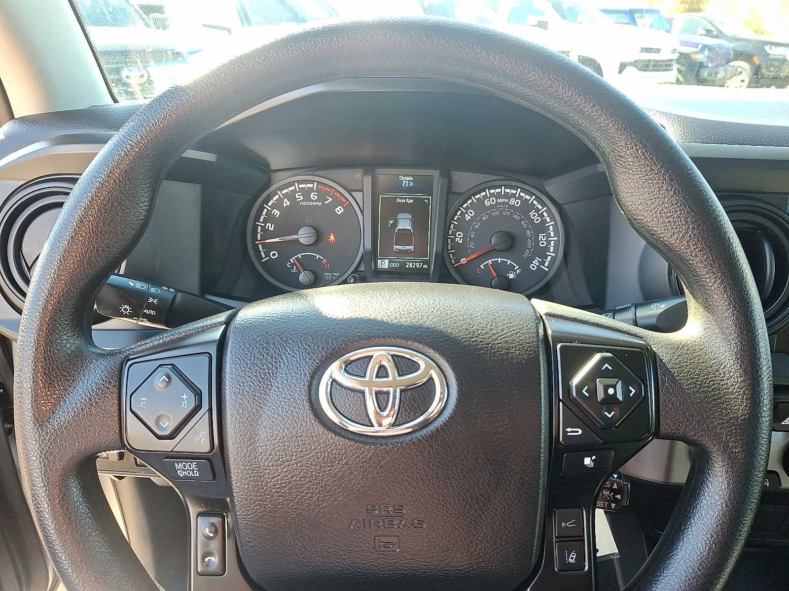 Thumbnail: 2022 Toyota Tacoma - 18