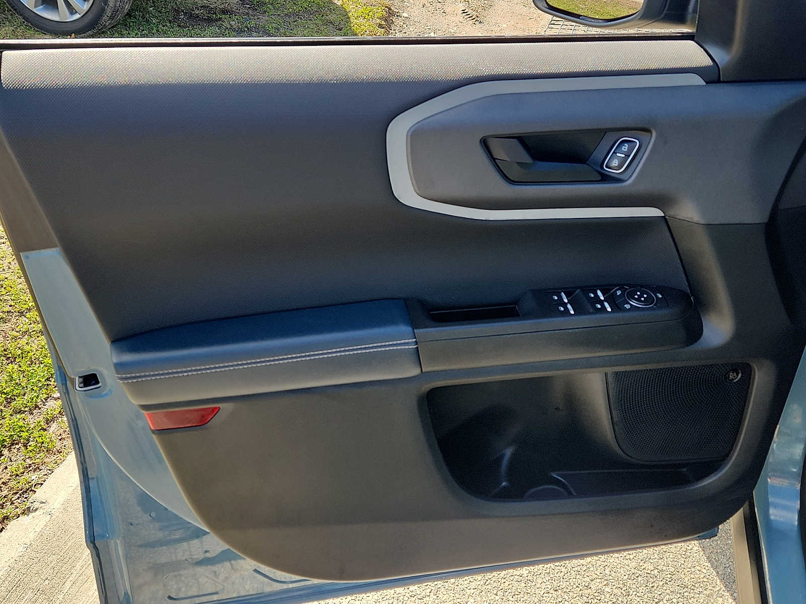 Thumbnail: 2021 Ford Bronco Sport - 13