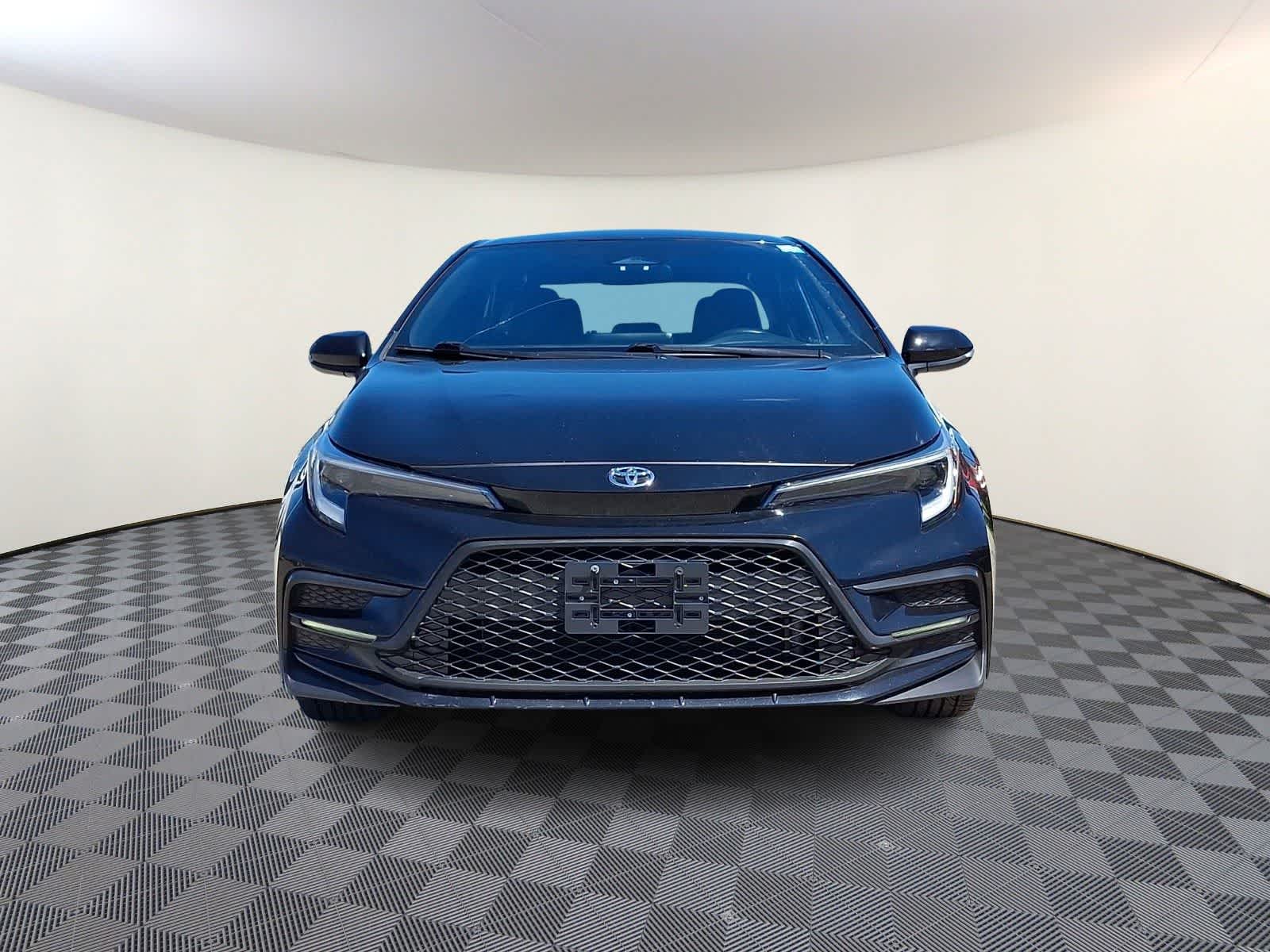 Thumbnail: 2024 Toyota Corolla - 3