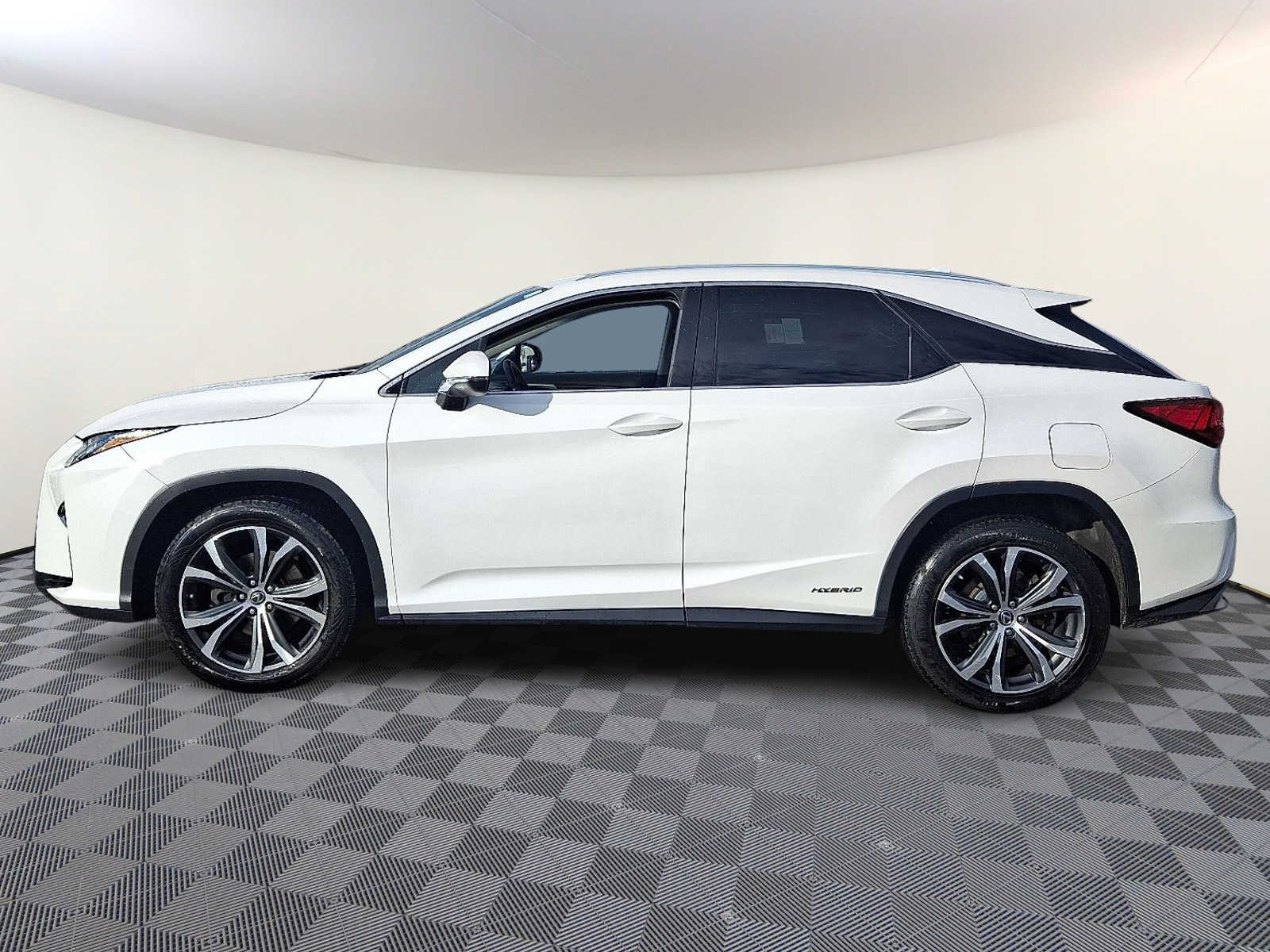 Thumbnail: 2019 Lexus RX - 8