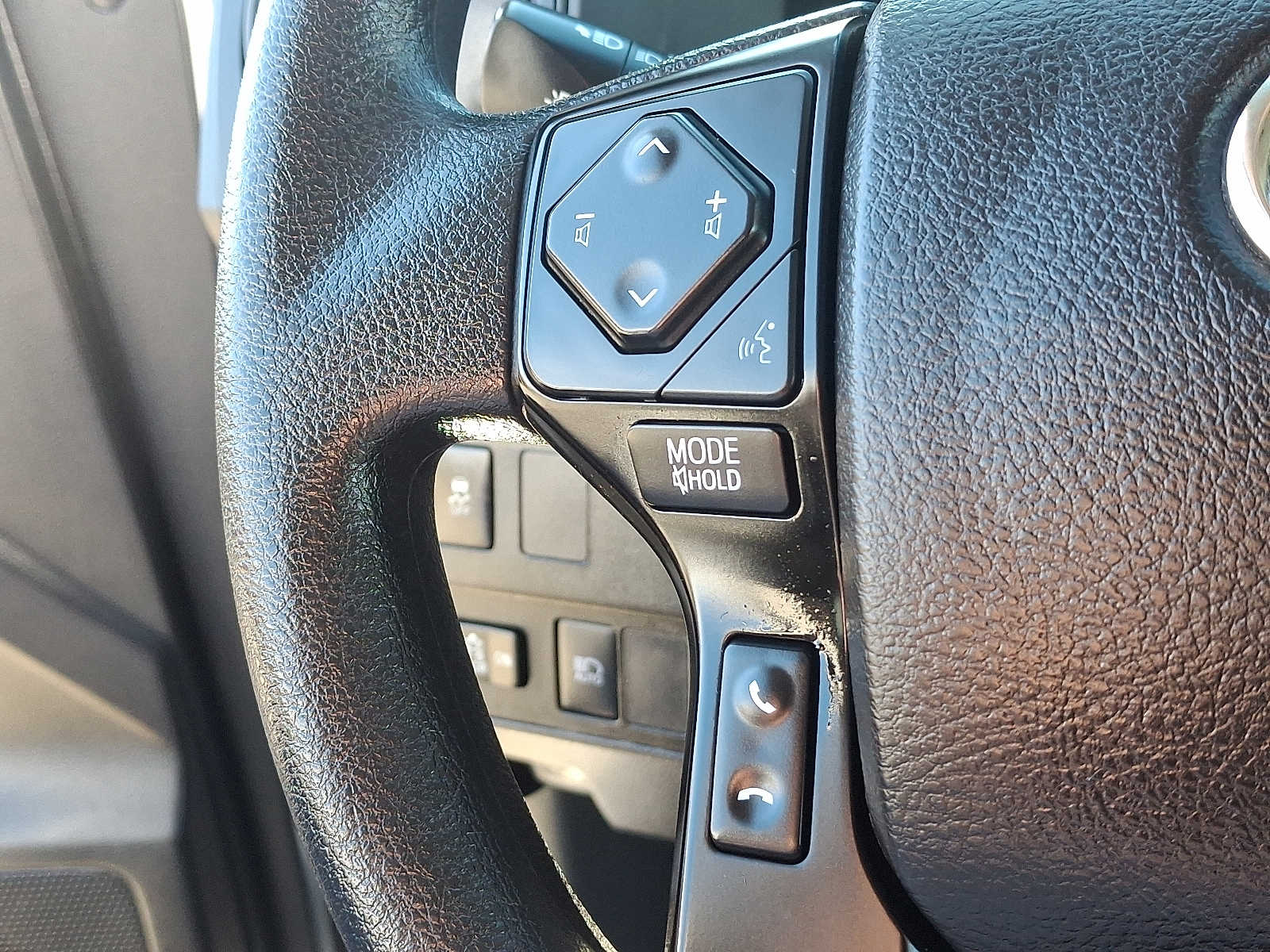 Thumbnail: 2022 Toyota Tacoma - 20