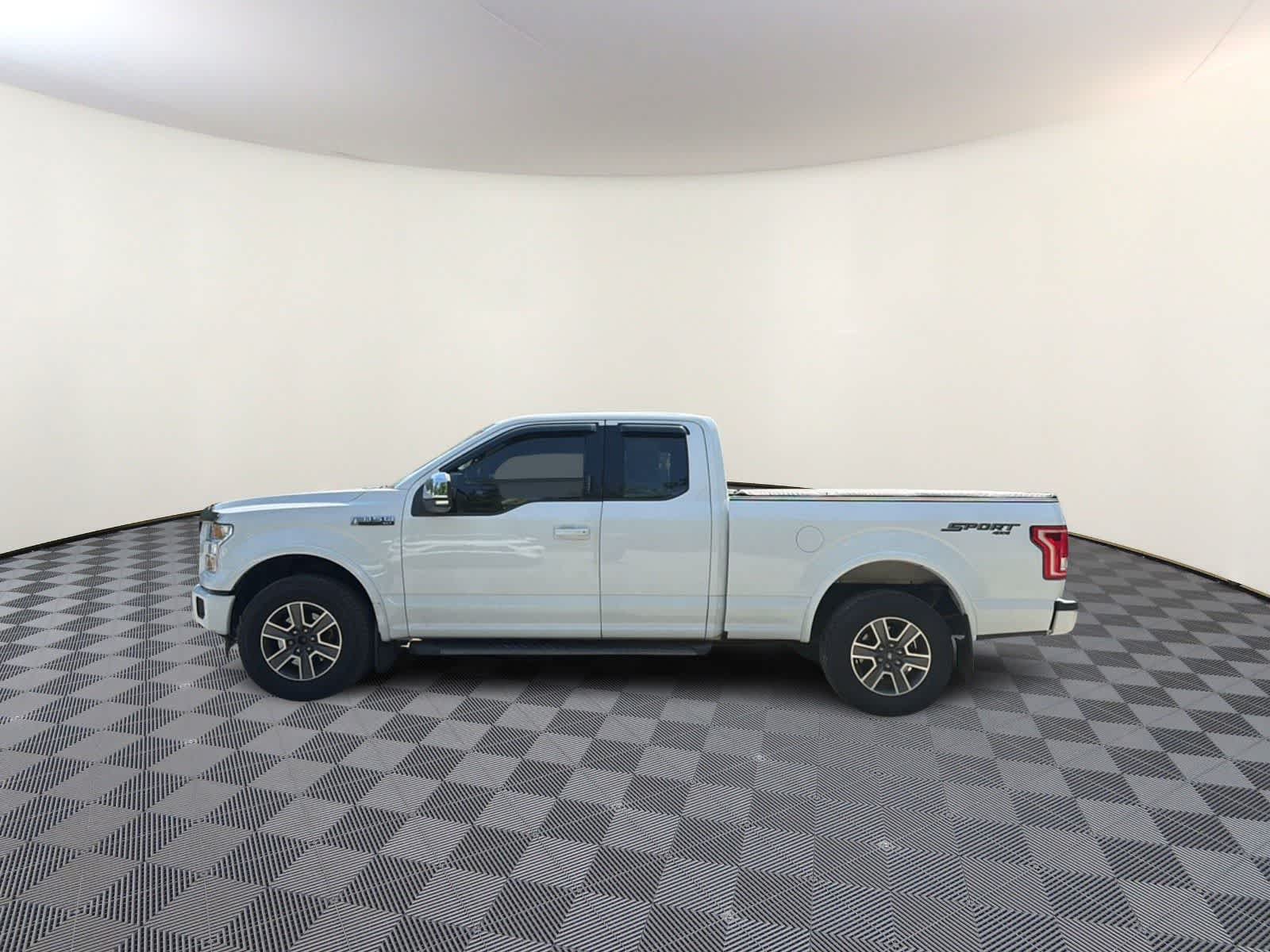 Thumbnail: 2017 Ford F-150 - 5
