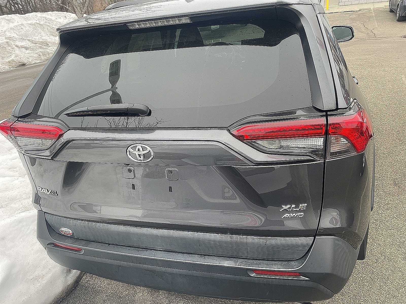 Thumbnail: 2020 Toyota RAV4 - 17