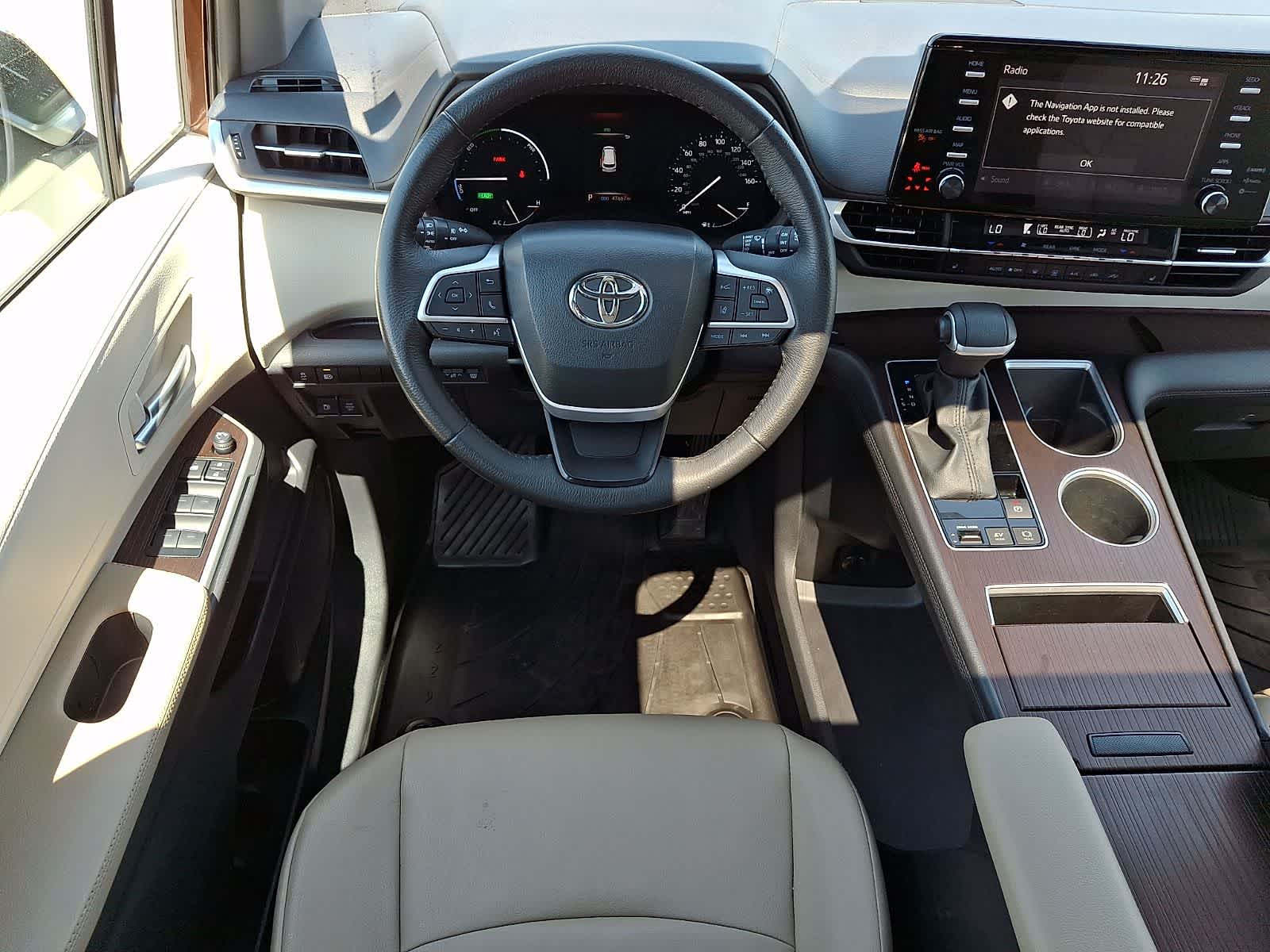 Thumbnail: 2023 Toyota Sienna - 15